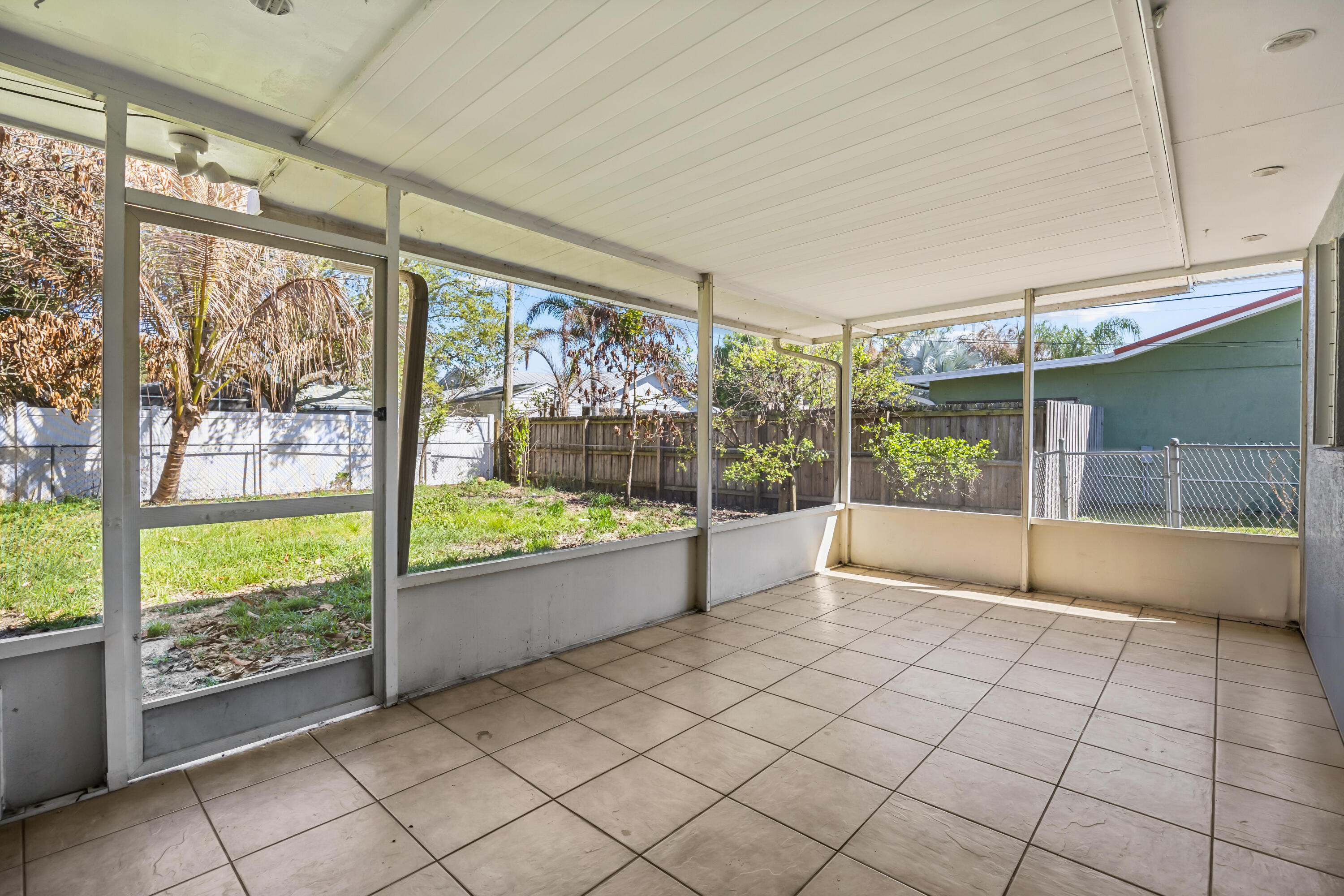 RIVER PARK UNIT 2 - Residential