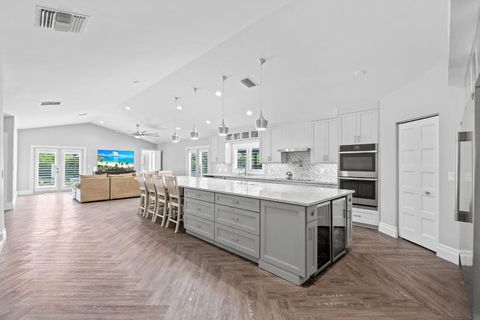 21059 Sweetwater Lane N Boca Raton FL 33428