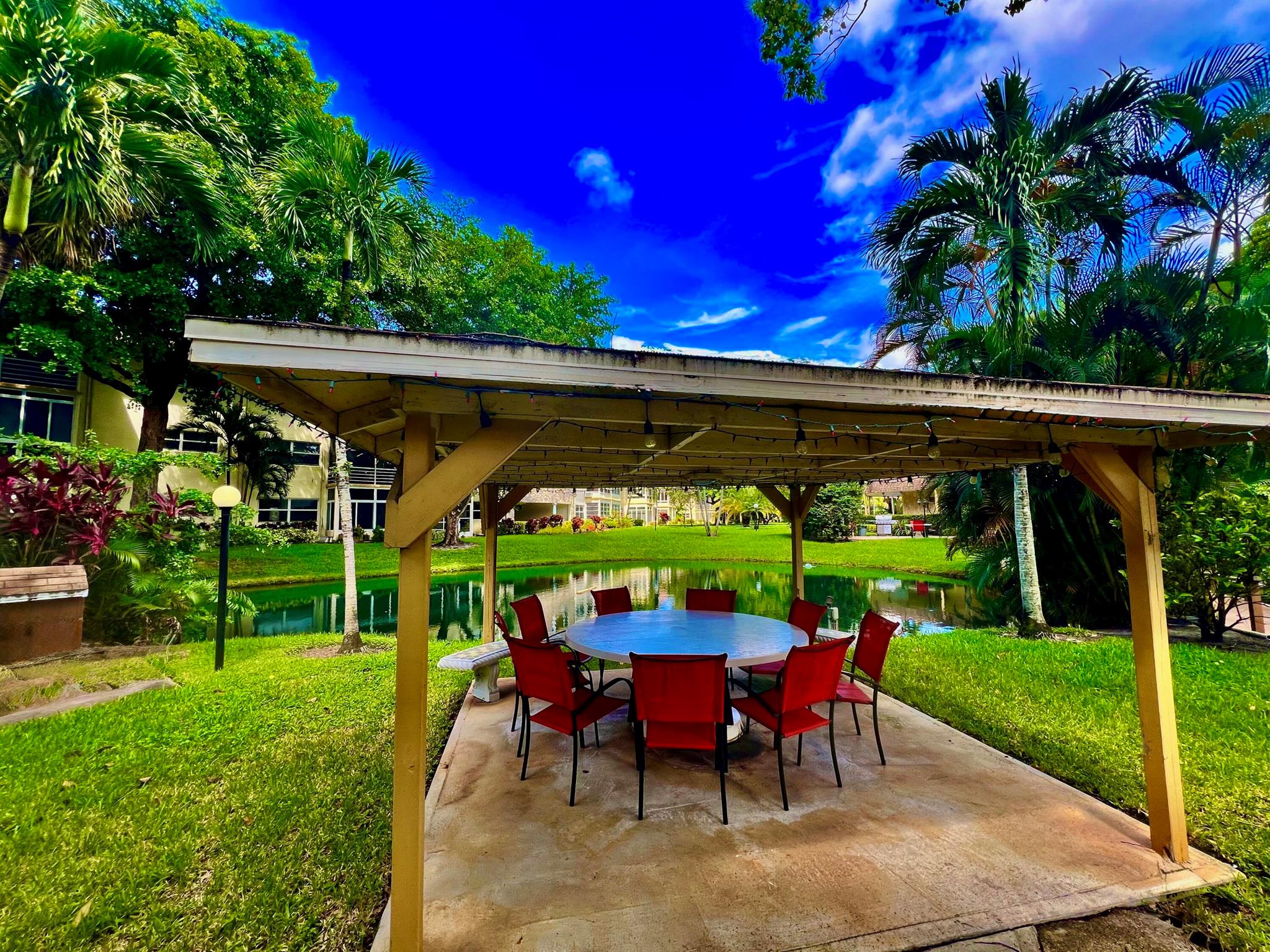 MELALEUCA GARDENS CONDO - Residential