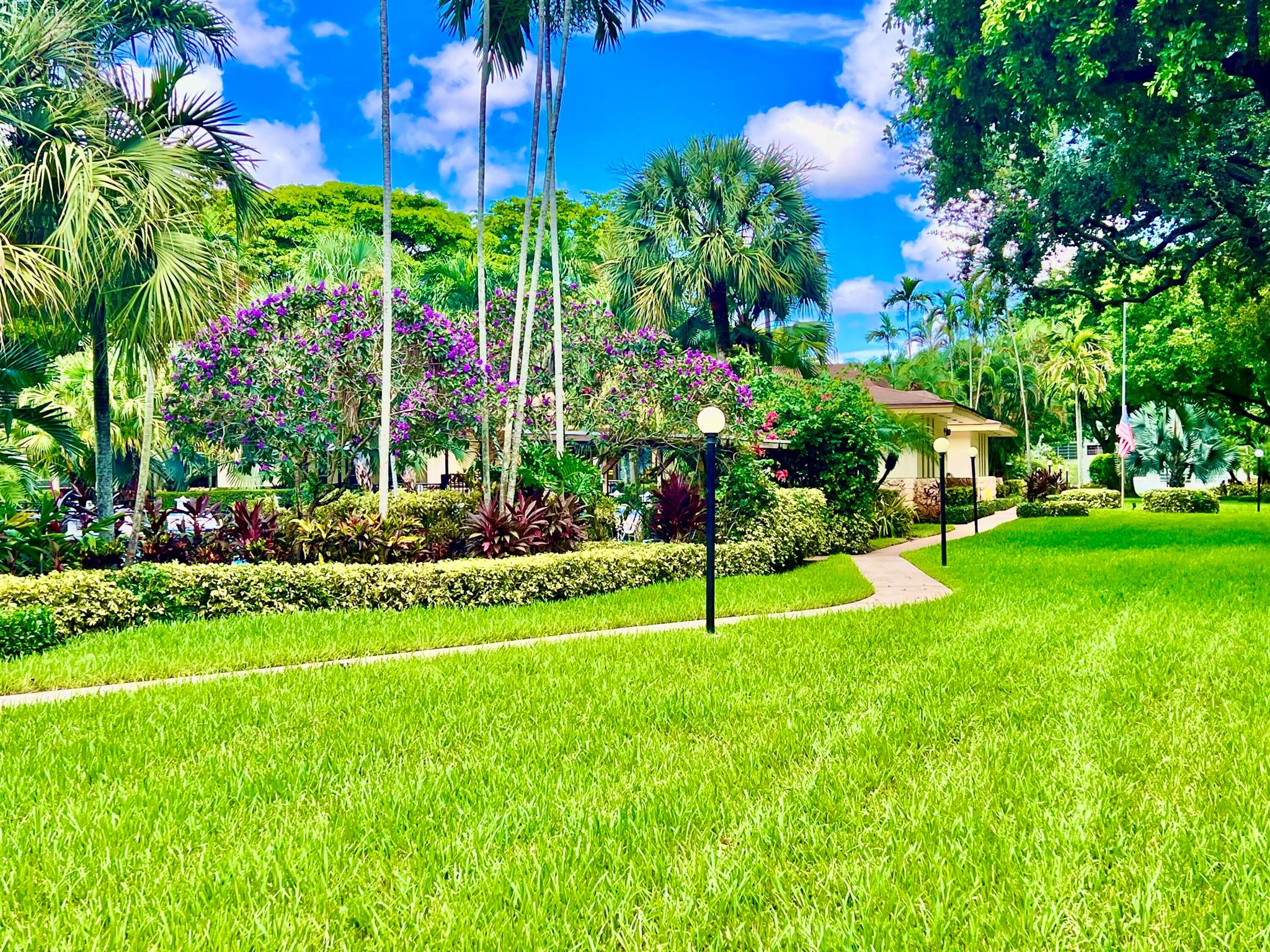 MELALEUCA GARDENS CONDO - Residential