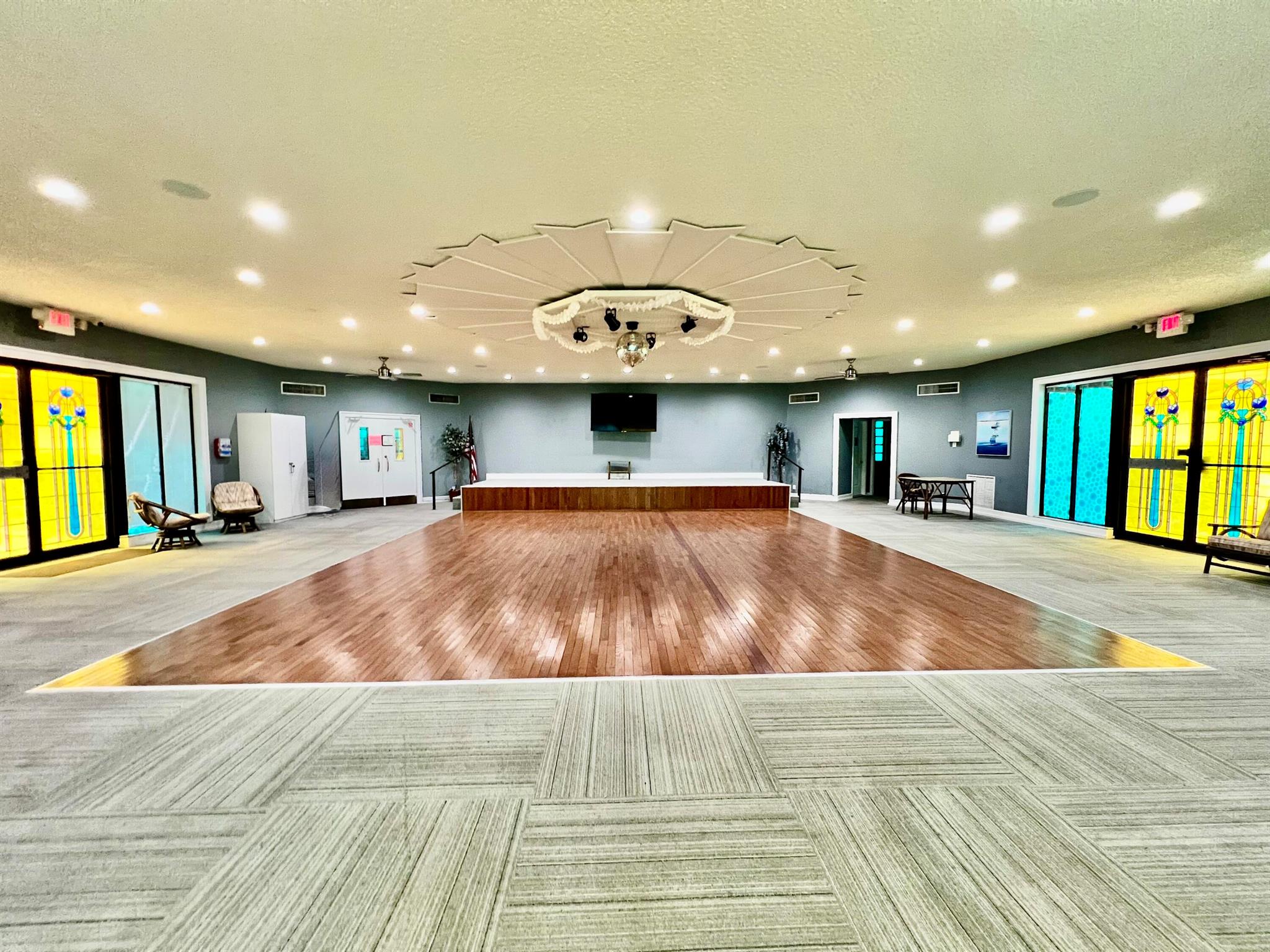 MELALEUCA GARDENS CONDO - Residential