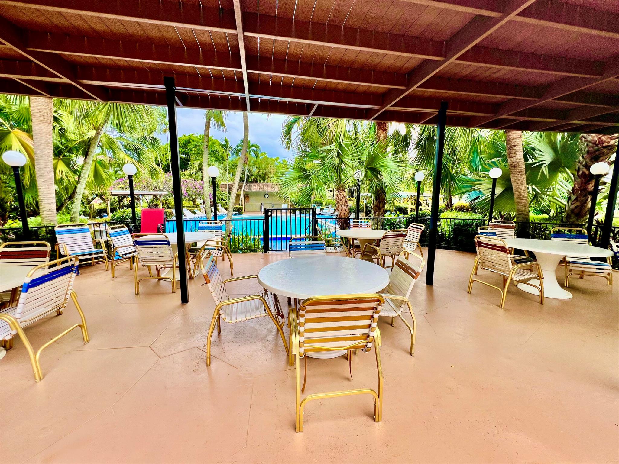 MELALEUCA GARDENS CONDO - Residential