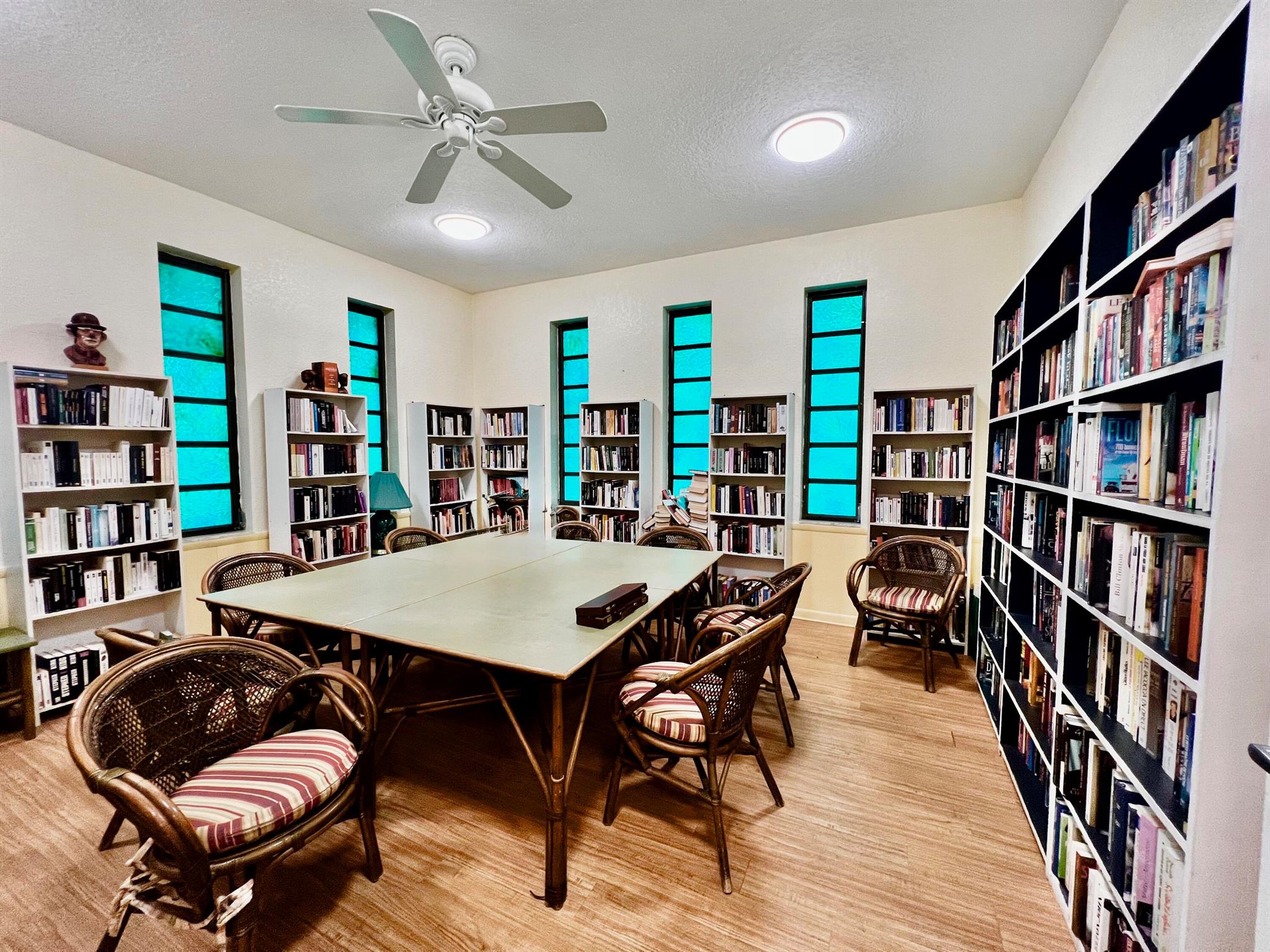 MELALEUCA GARDENS CONDO - Residential