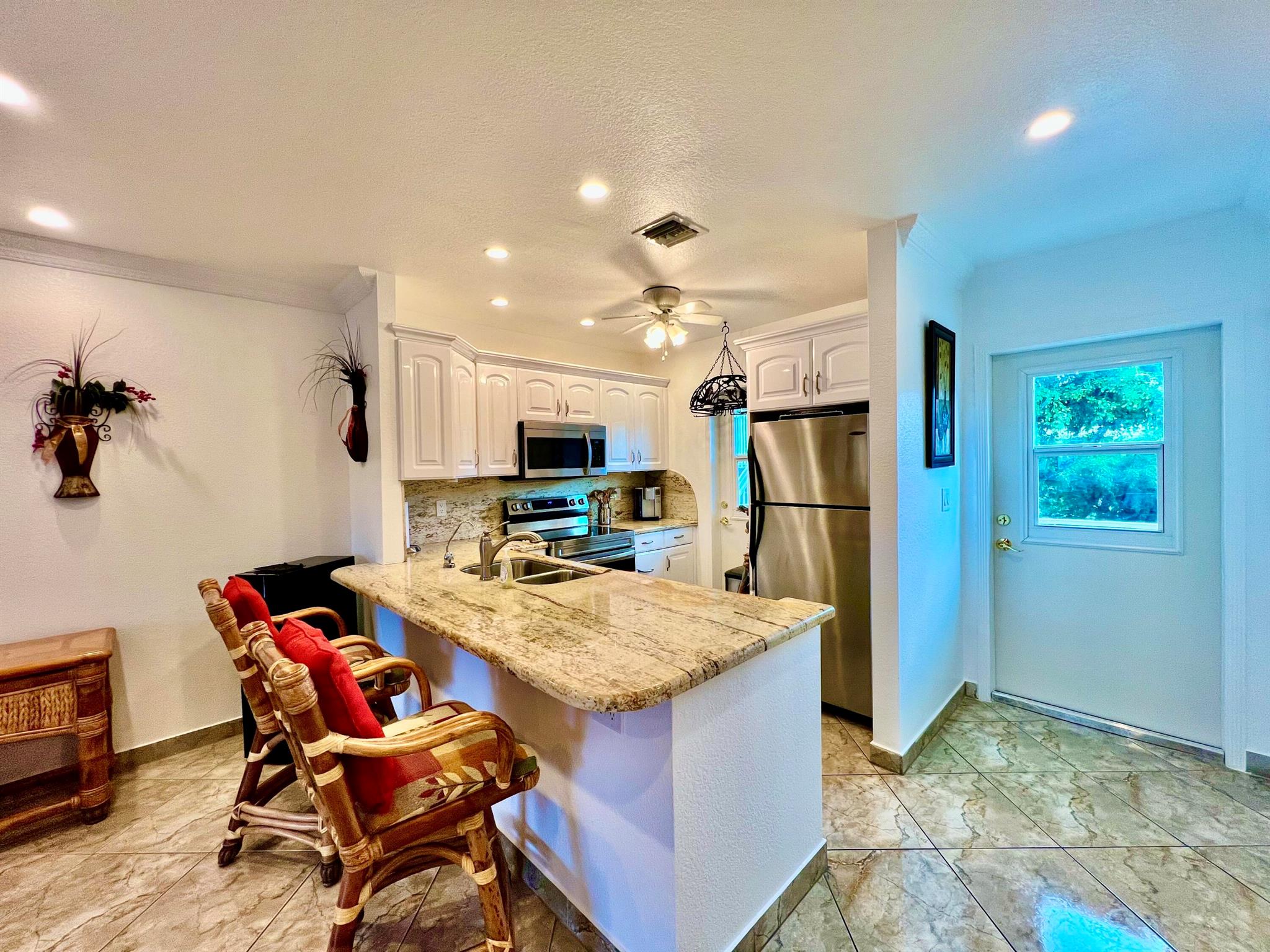 MELALEUCA GARDENS CONDO - Residential