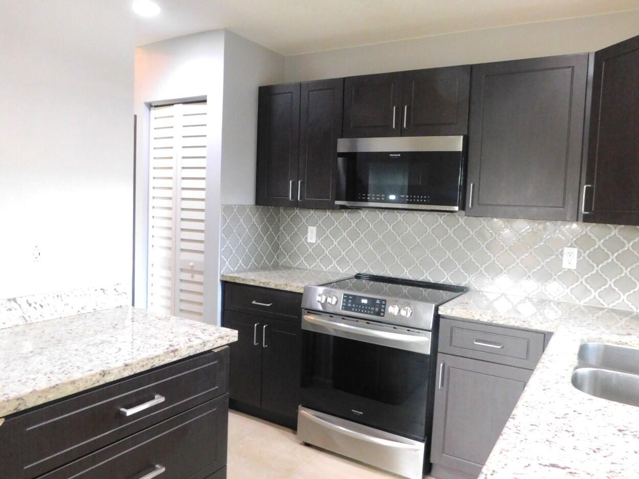 2470 NW 99th Way 2470