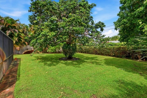 Tiny photo for 907 BOND Way, Delray Beach, FL 33483 (MLS # B26070822)