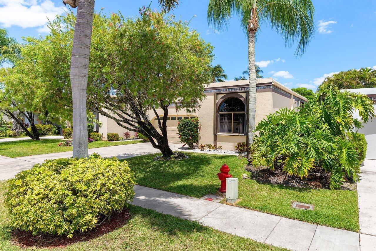 6727 Palermo Way