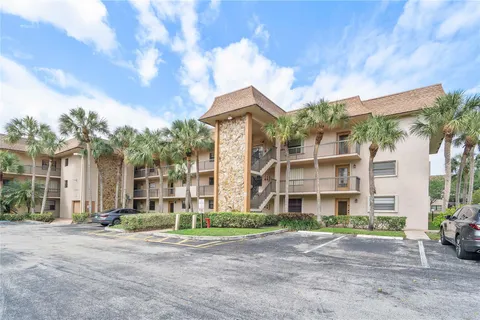 4955 E Sabal Palm Blvd Unit 311, Tamarac, FL MLS: F10497540