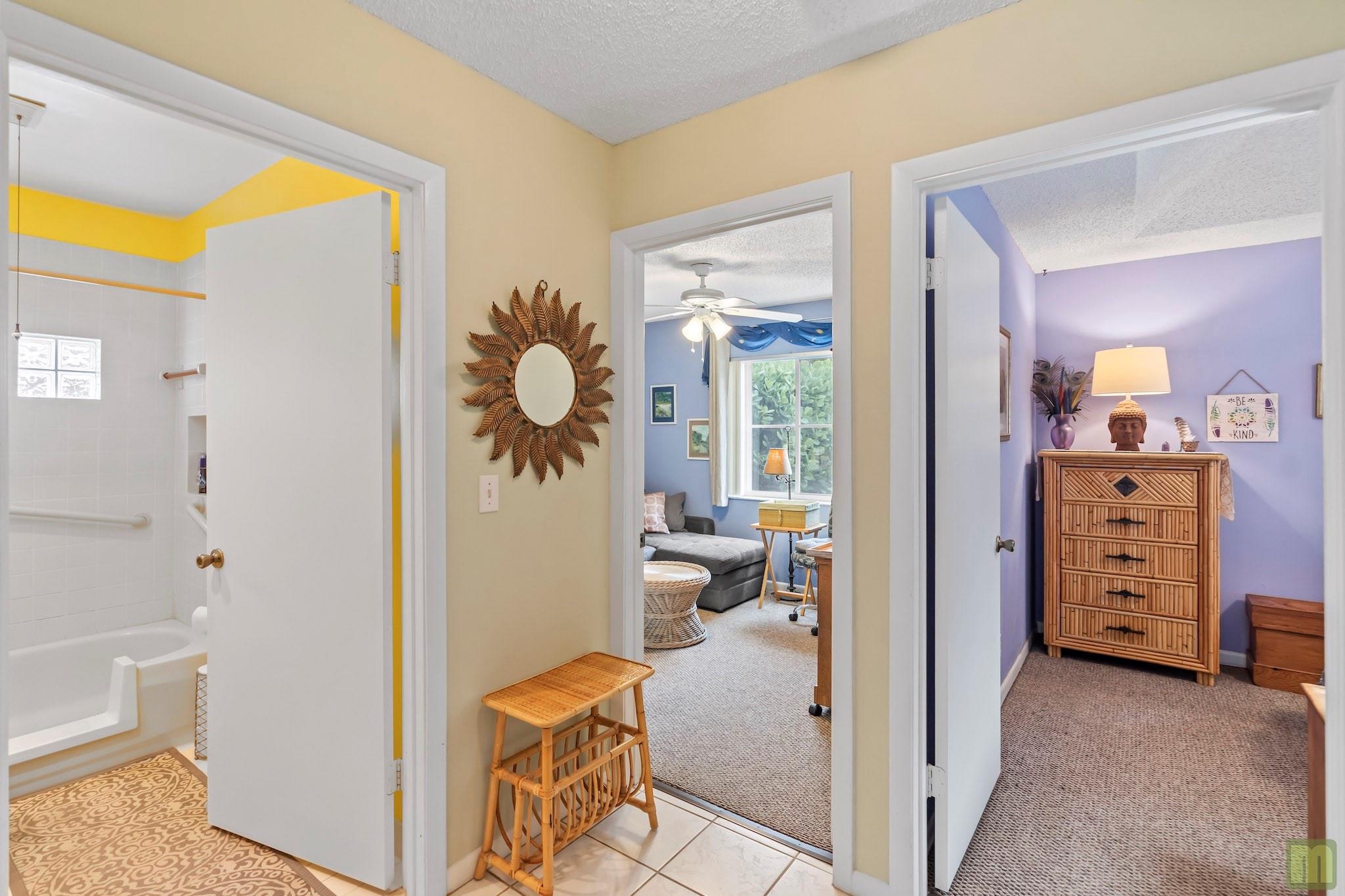 La Margarita 147-48 B - Residential