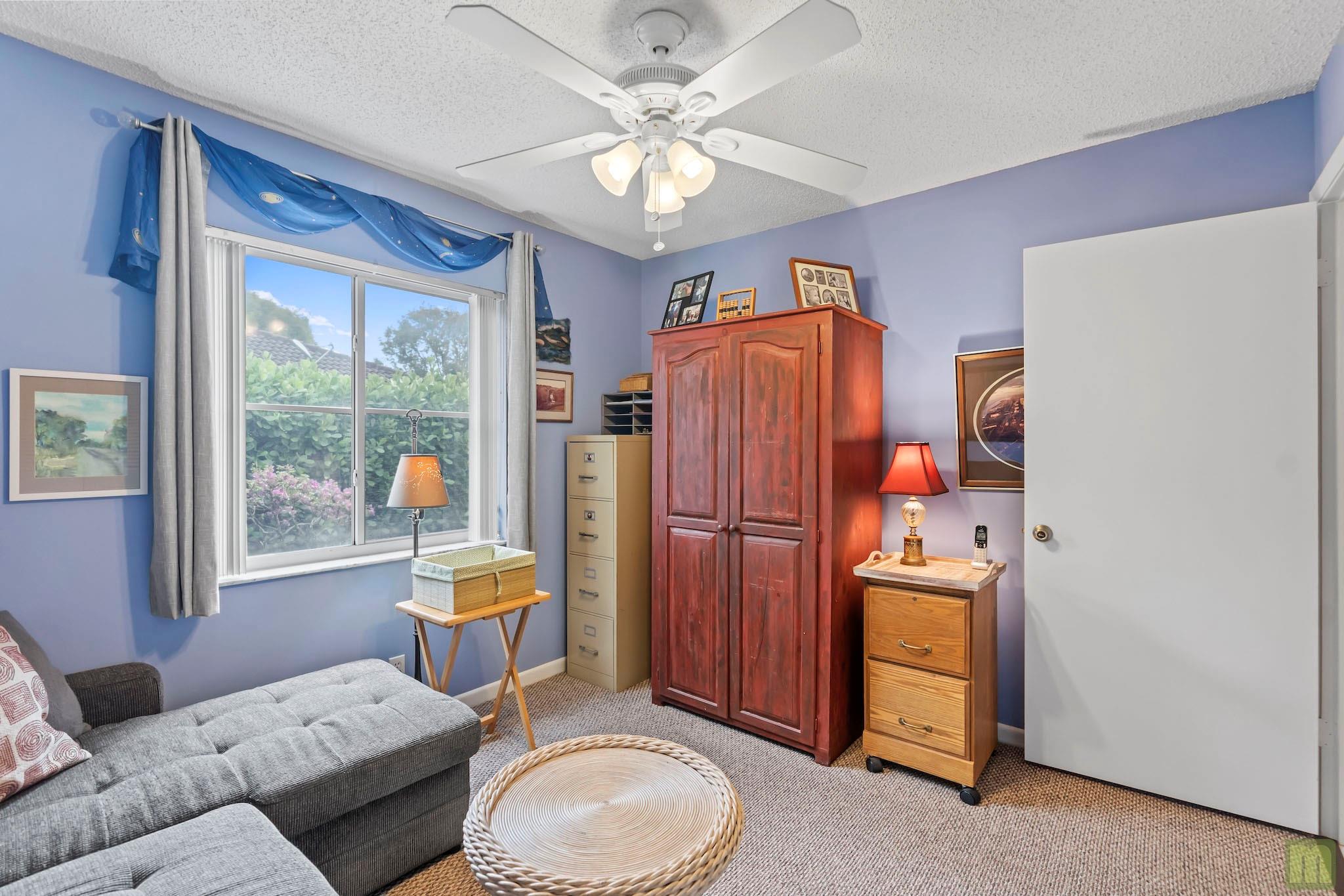 La Margarita 147-48 B - Residential