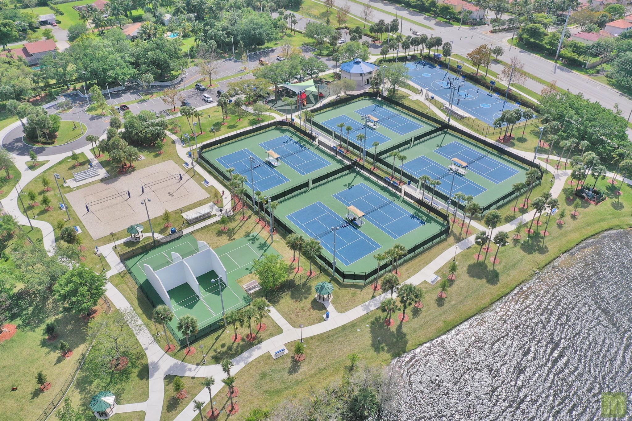 La Margarita 147-48 B - Residential