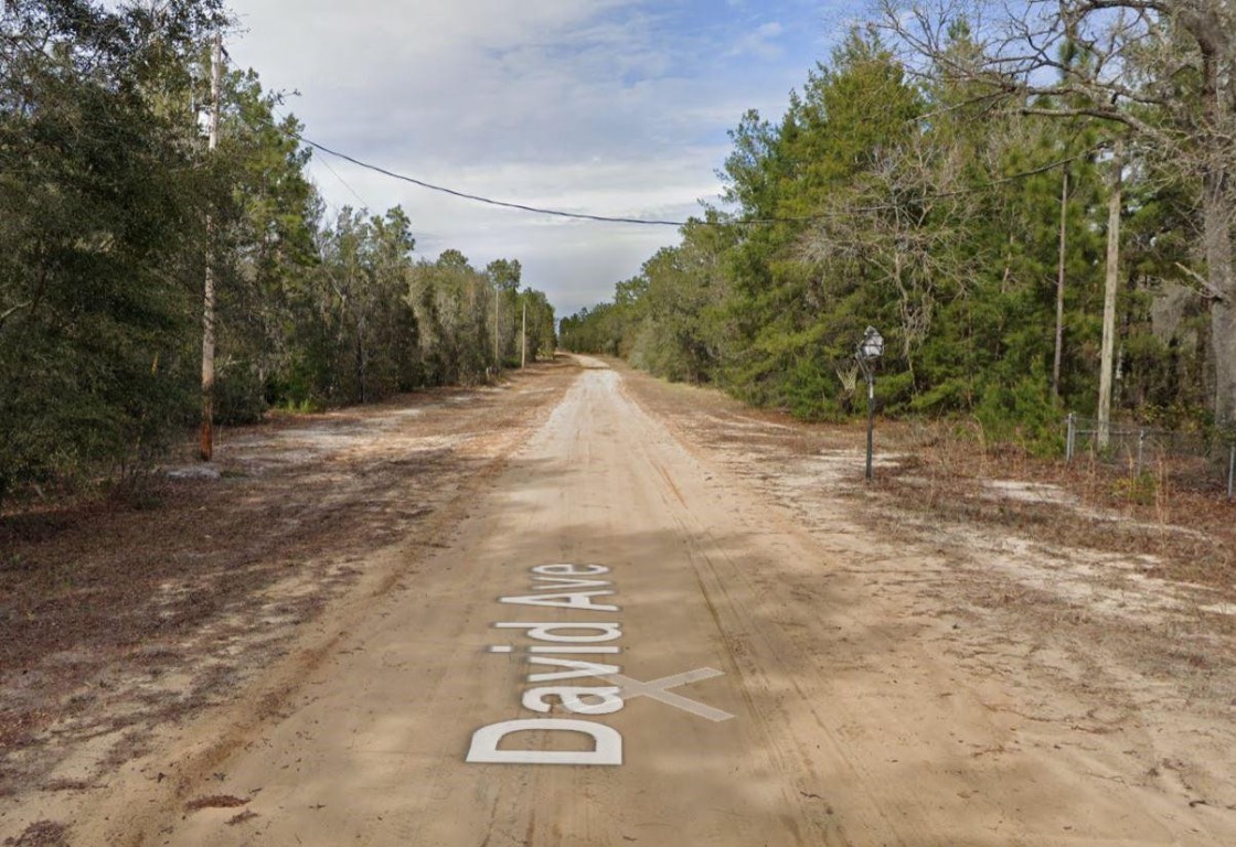 INTERLACHEN LAKES ESTATES - Land