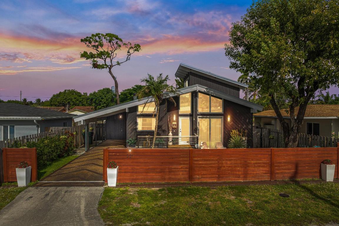 NORTH ANDREWS GARDENS - Residential