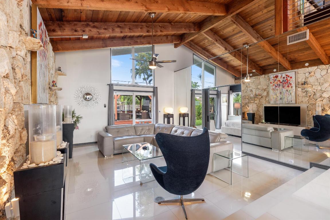 NORTH ANDREWS GARDENS - Residential