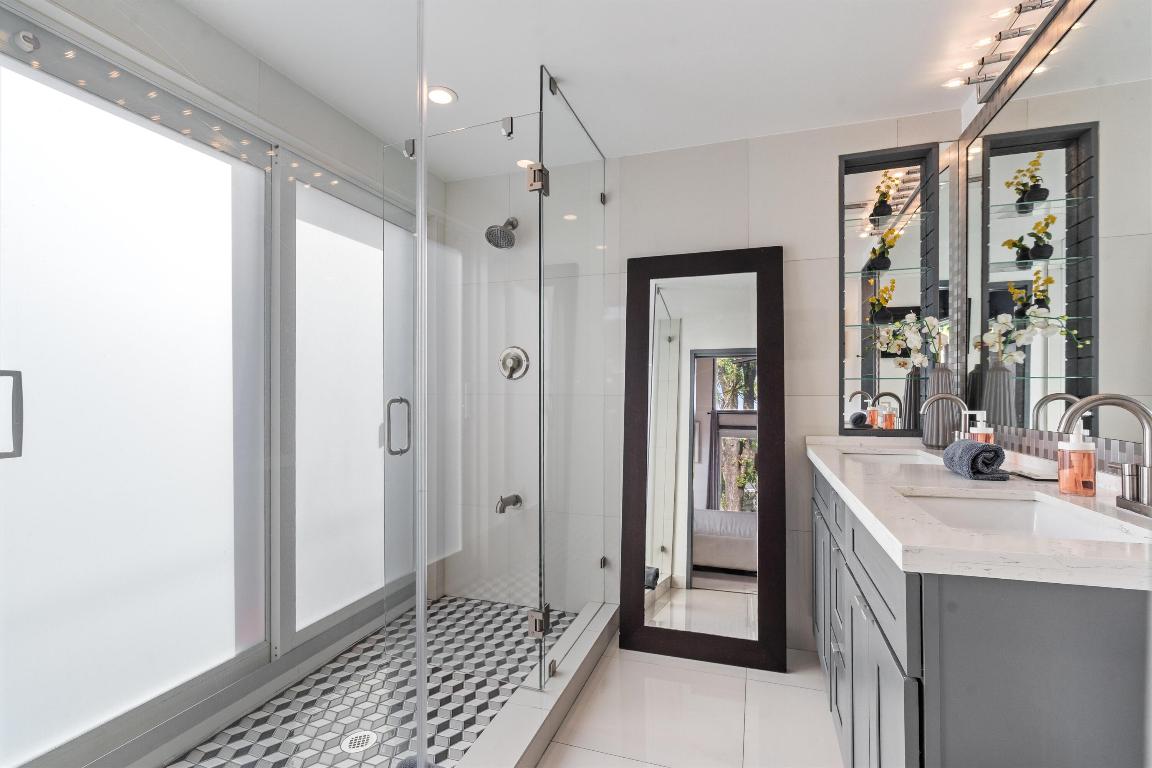 NORTH ANDREWS GARDENS - Residential