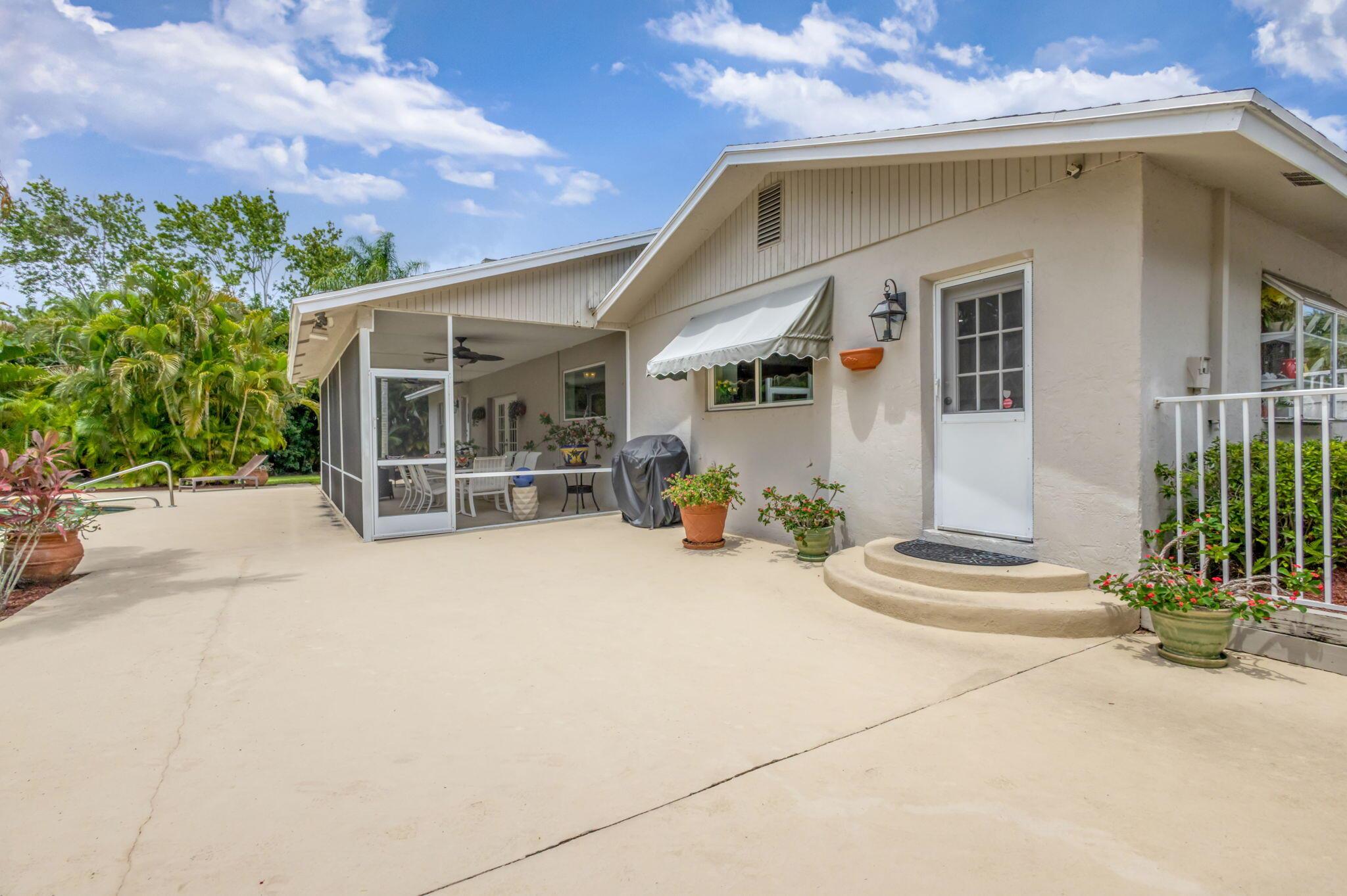 Palm Beach Country Estate - Residential