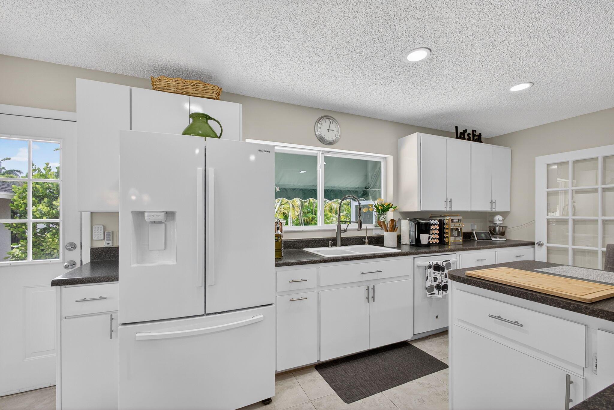 Palm Beach Country Estate - Residential