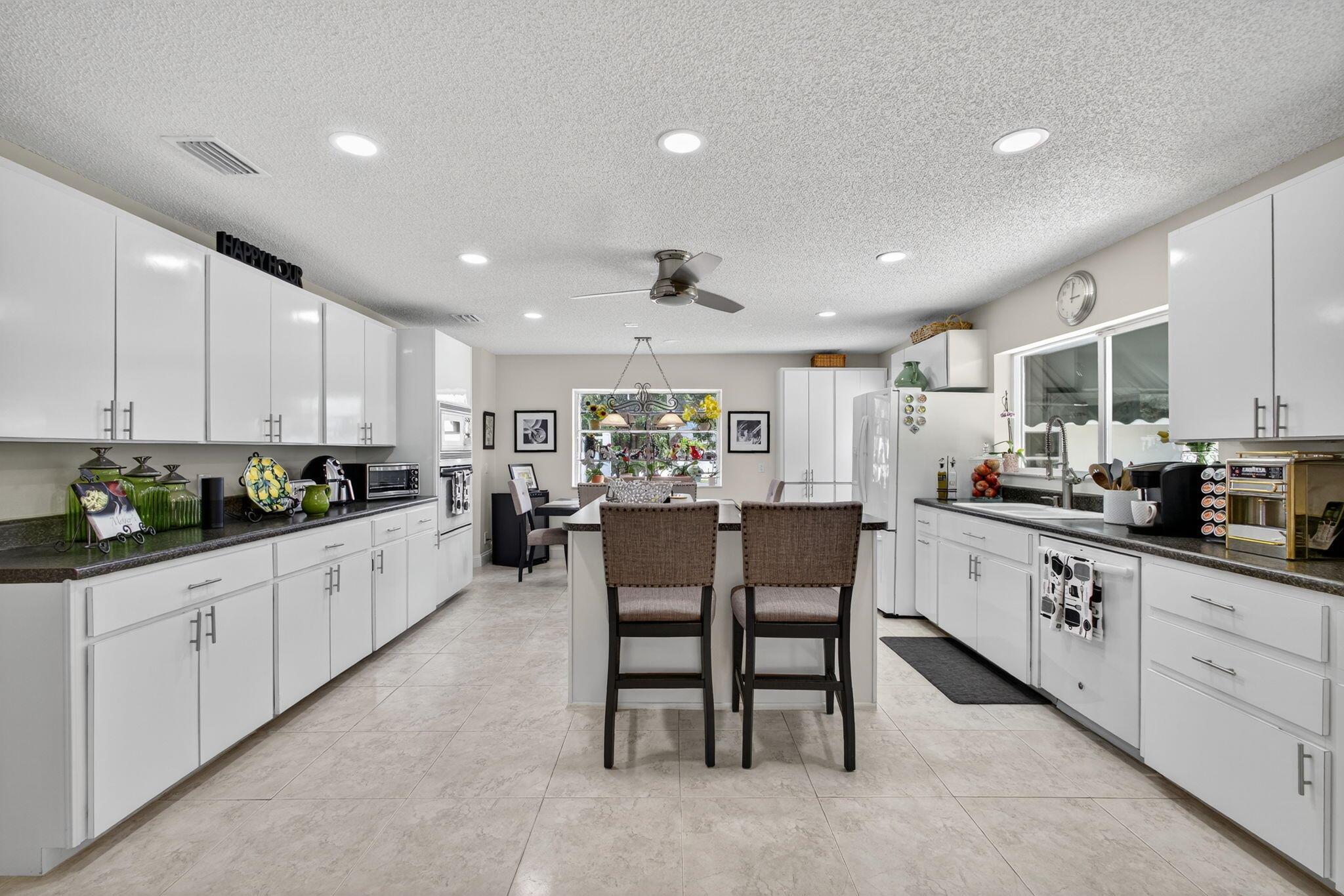 Palm Beach Country Estate - Residential