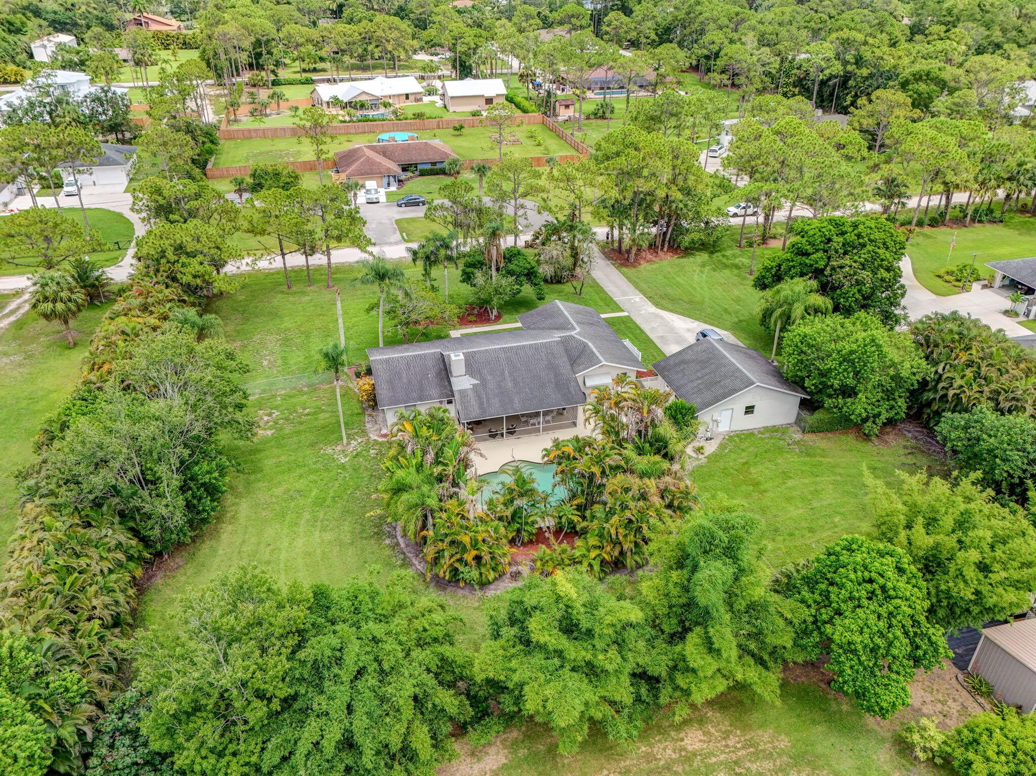 Palm Beach Country Estate - Residential