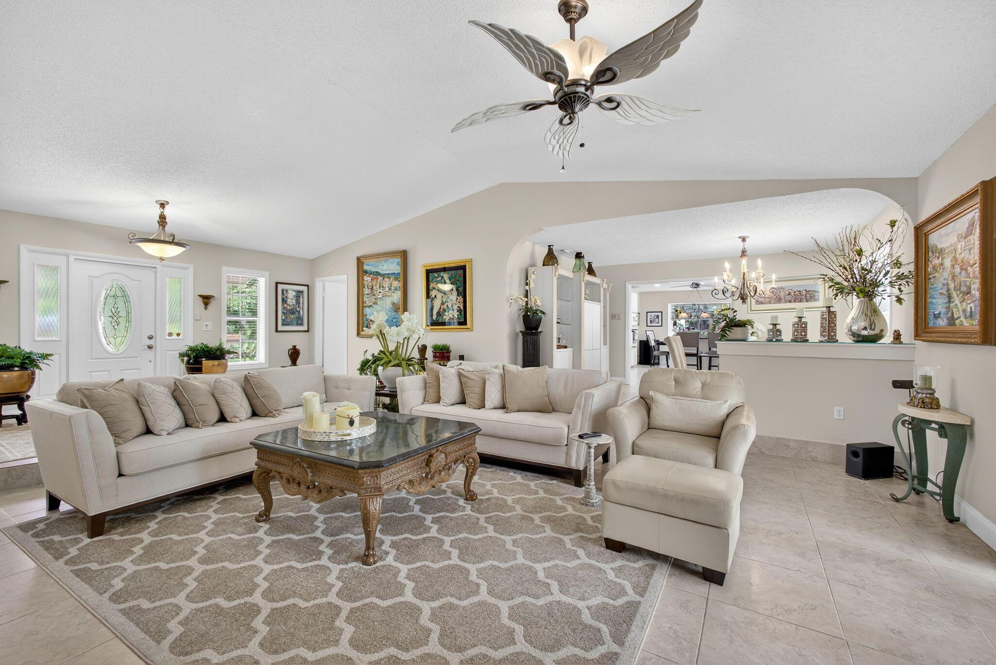 Palm Beach Country Estate - Residential