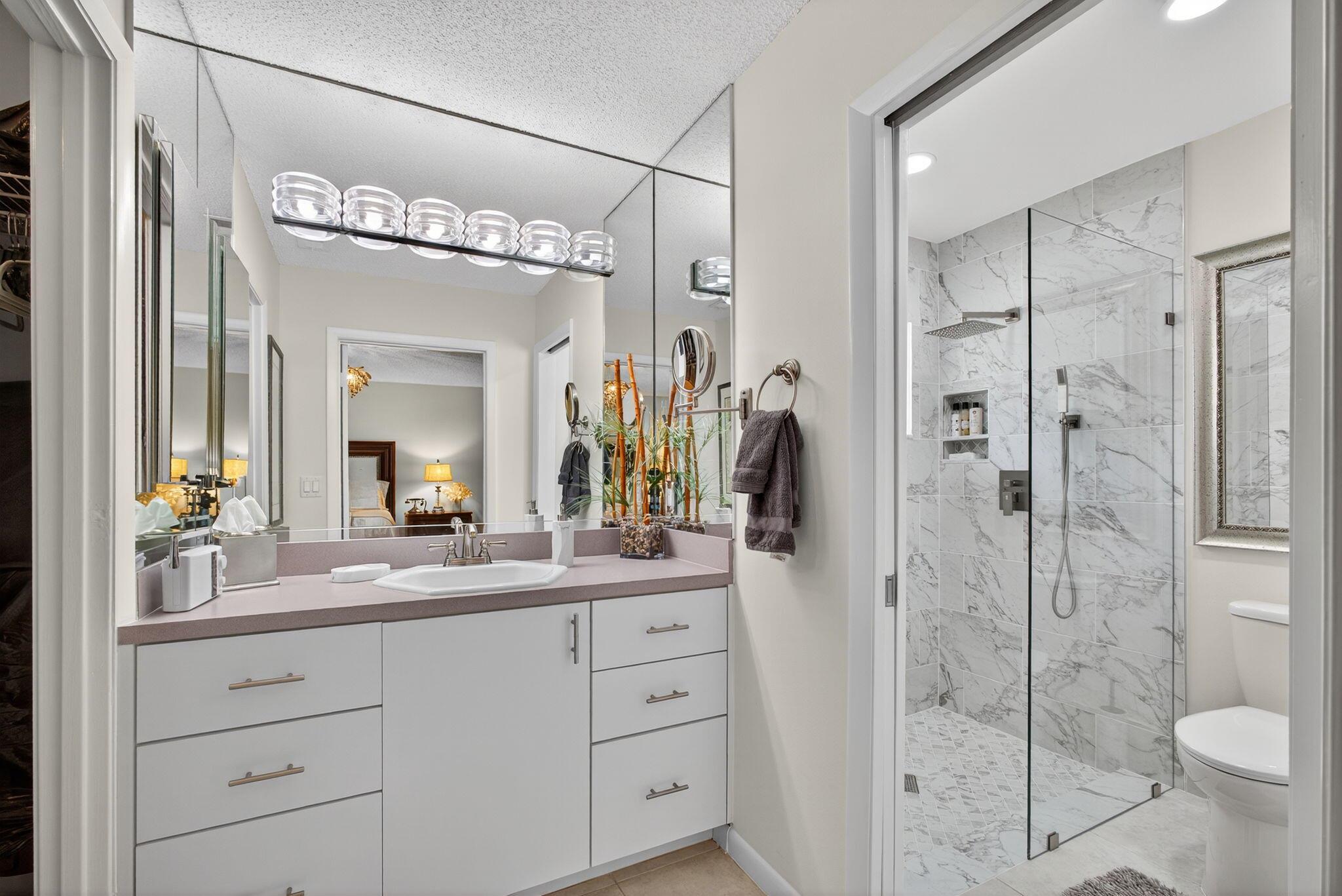 Palm Beach Country Estate - Residential