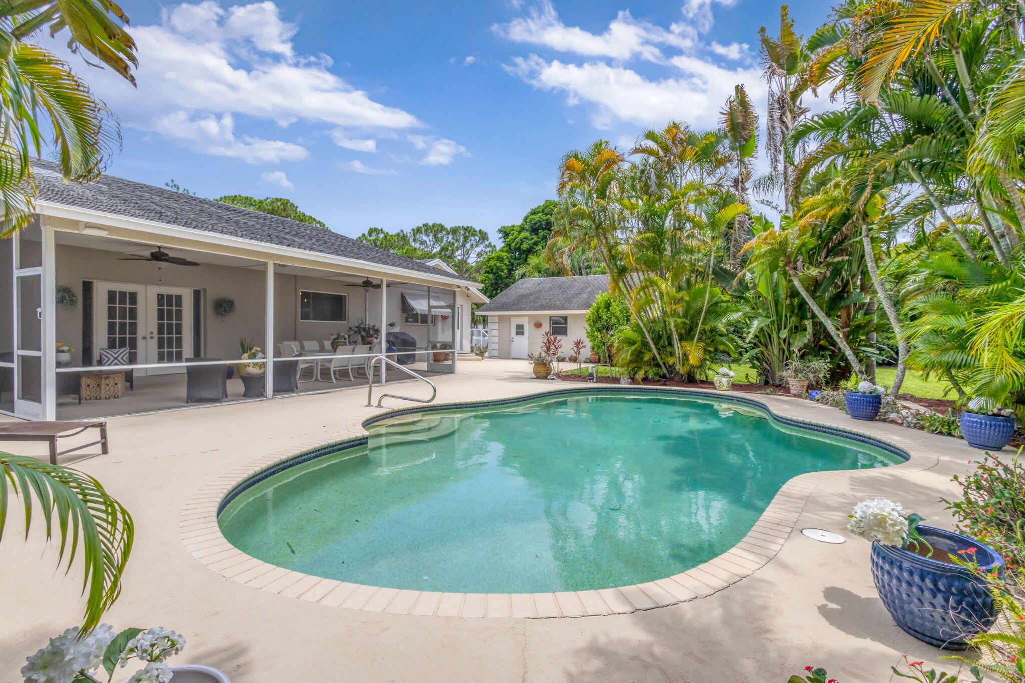 Palm Beach Country Estate - Residential