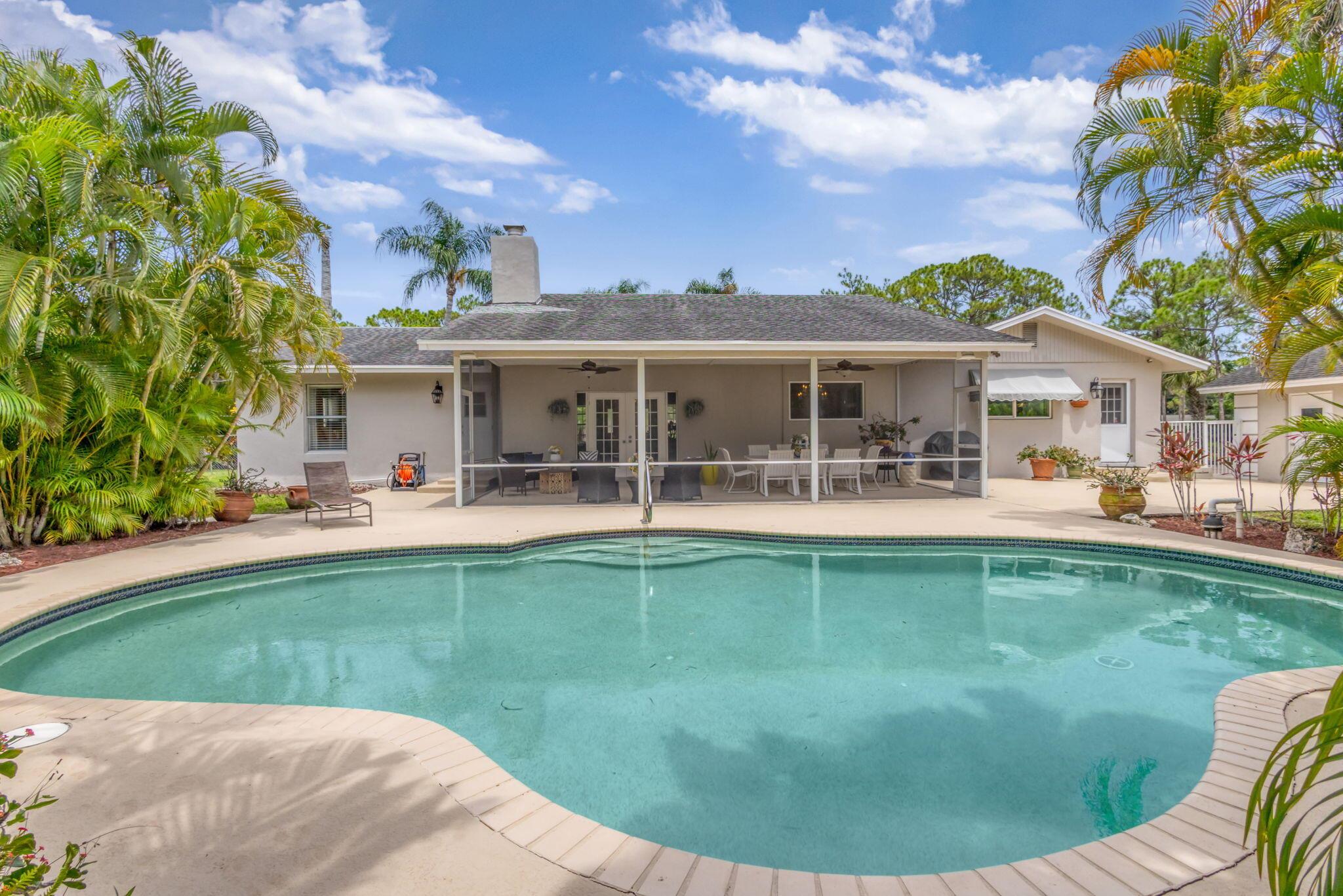 Palm Beach Country Estate - Residential