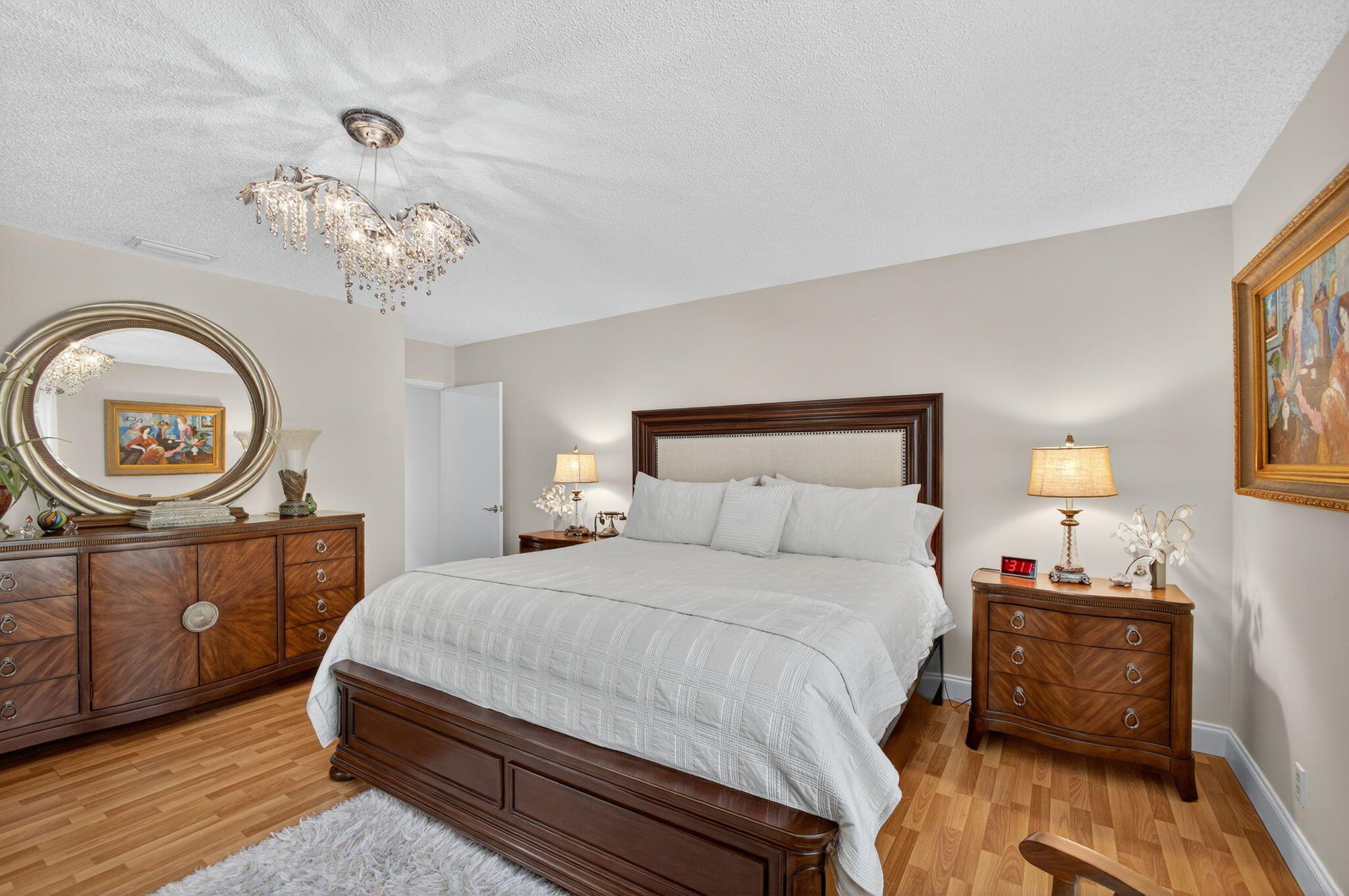 Palm Beach Country Estate - Residential