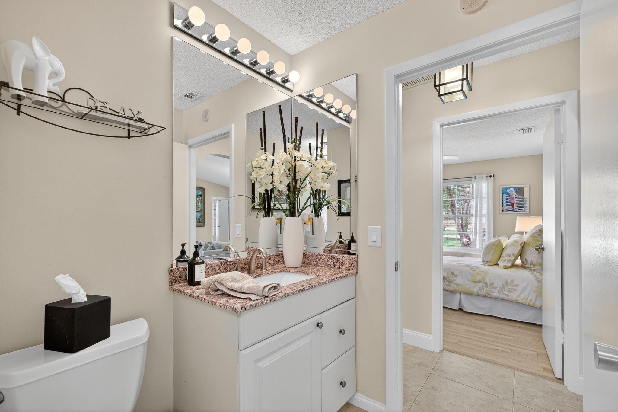 Palm Beach Country Estate - Residential