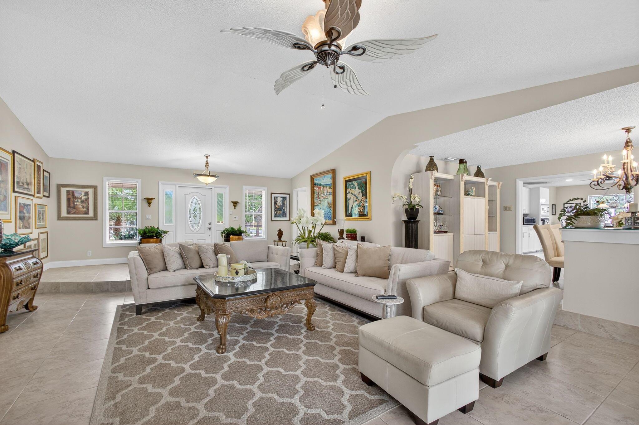 Palm Beach Country Estate - Residential