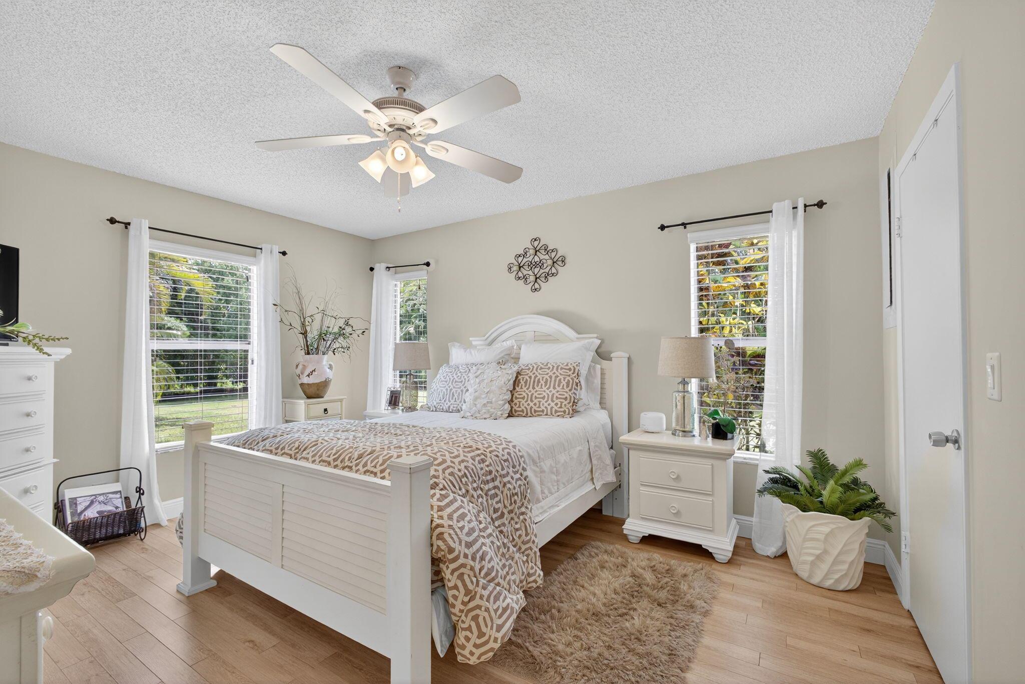 Palm Beach Country Estate - Residential