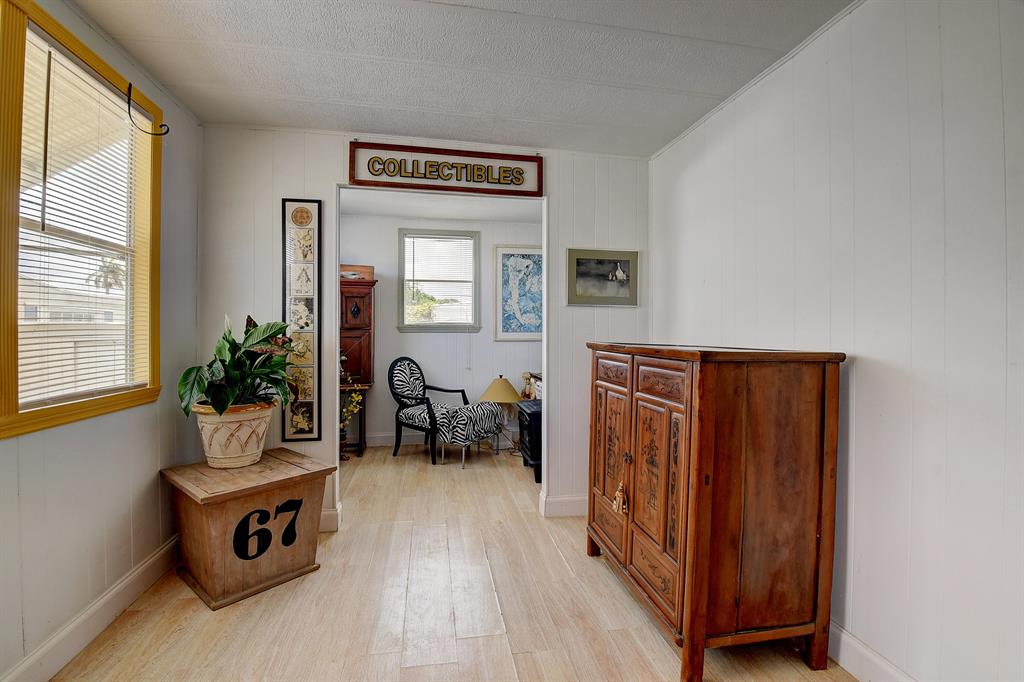 COLONIAL ESTATES INC MOBI - Residential