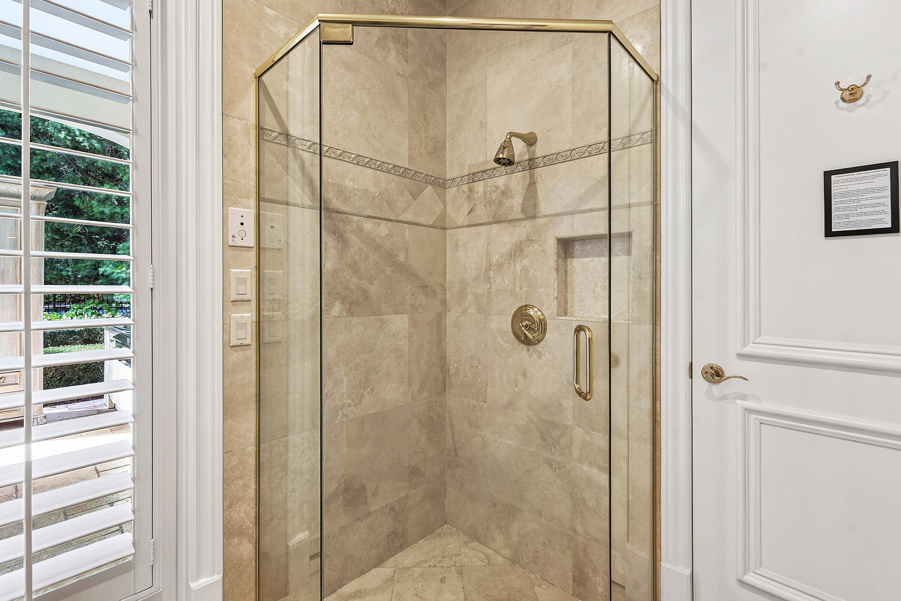 OLD PALM 4 - Residential