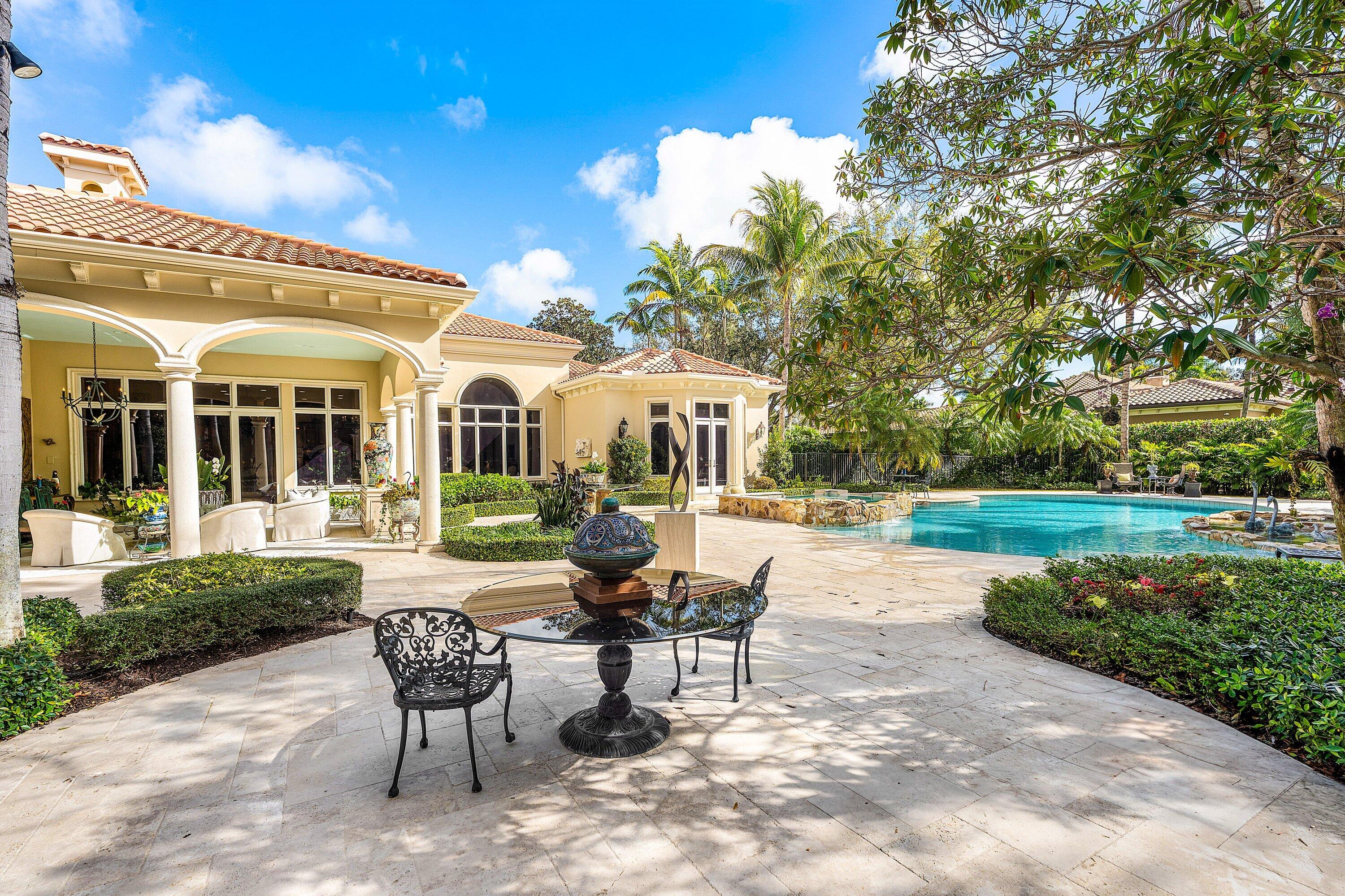 OLD PALM 4 - Residential