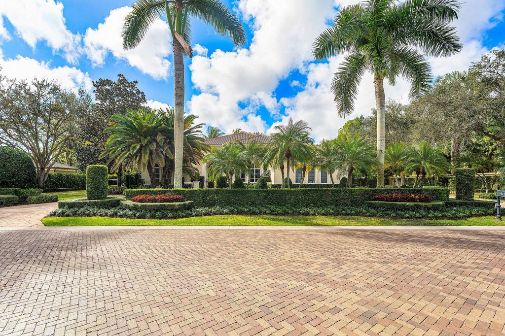 Photo of 11730 Valeros Court, Palm Beach Gardens, FL 33418 (MLS # R11169093)