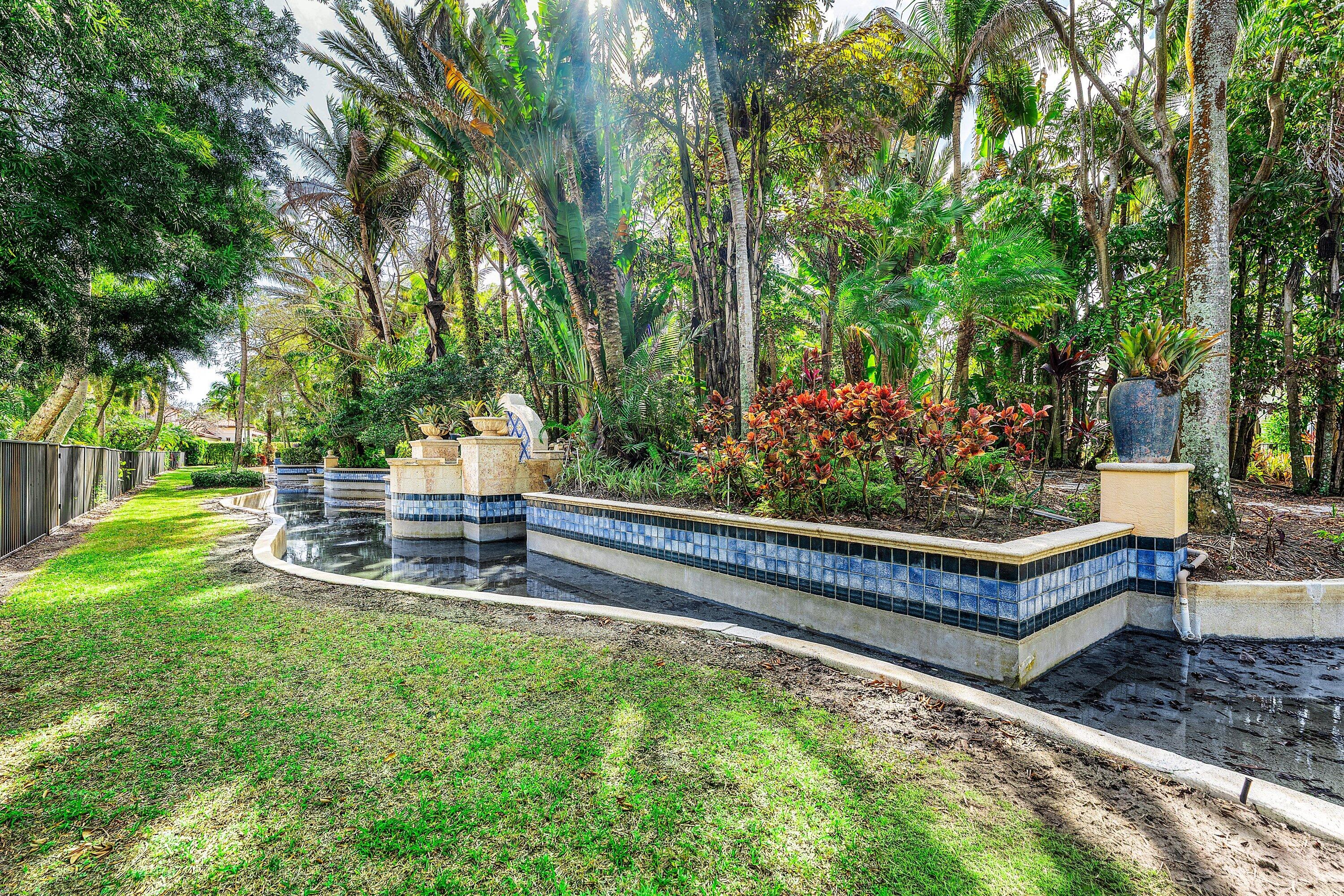 OLD PALM 4 - Residential