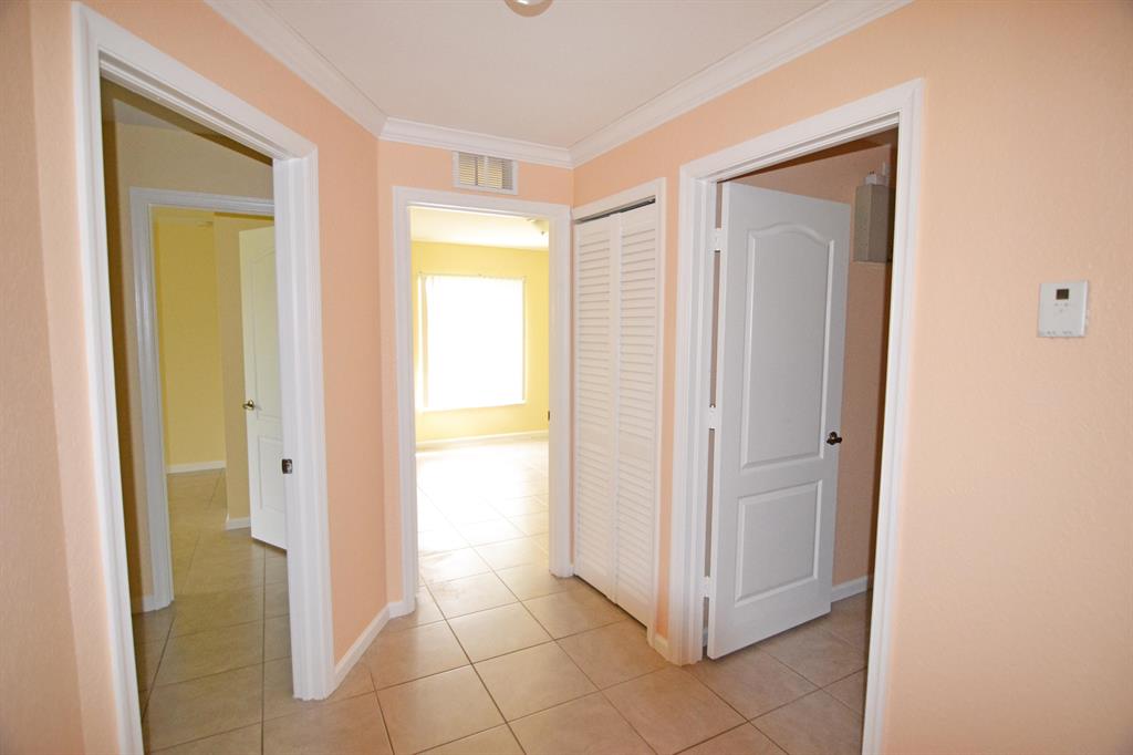 Port Saint Lucie Sec 33 - Residential Lease