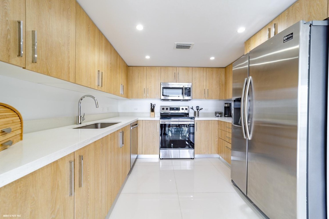 Bay harbor One condo - Residential