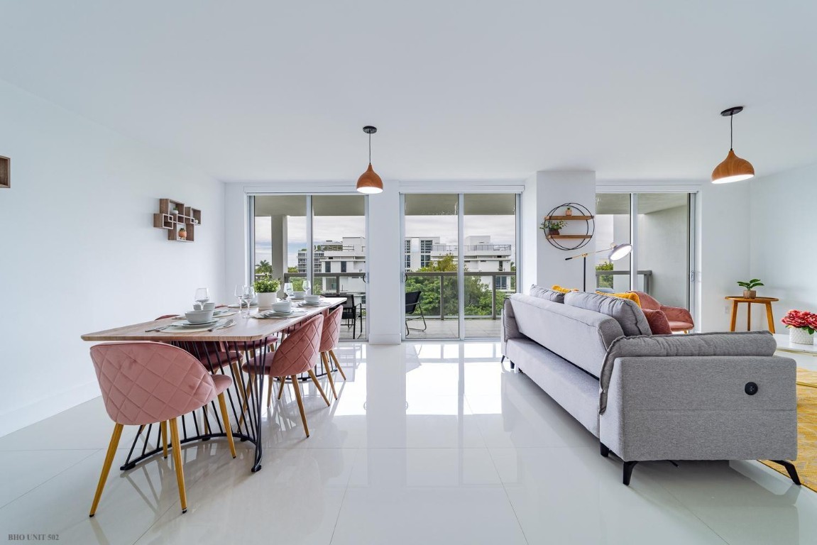 1100 100th Street 502