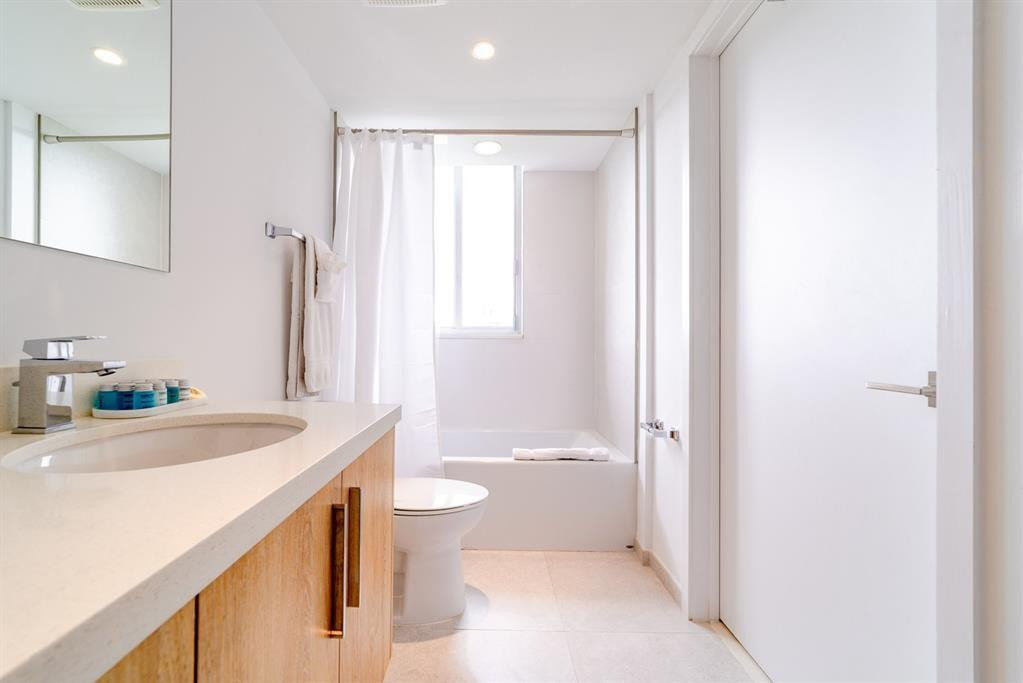 1100 100th Street 502