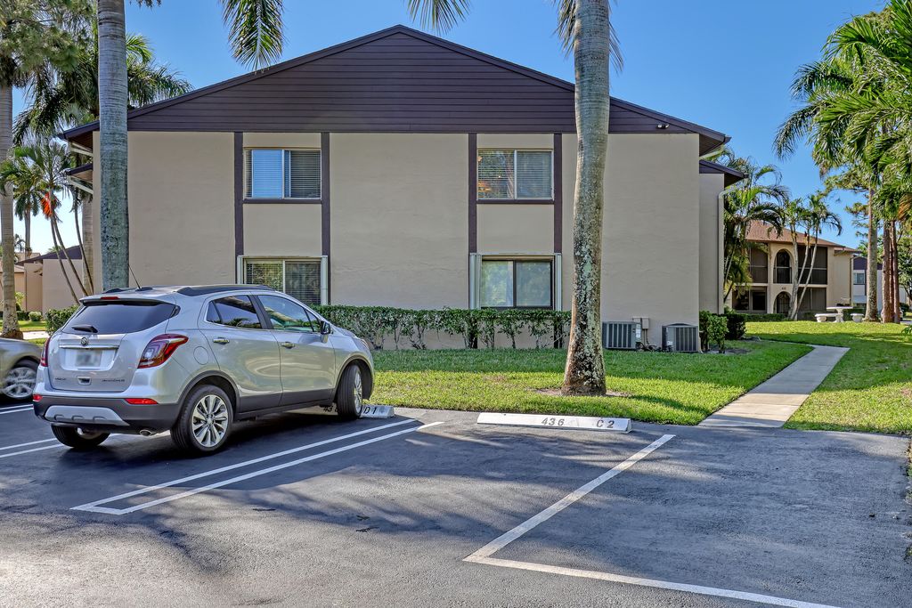 Photo of 436 Pine Glen Ln #C-2, Greenacres, FL 33463 (MLS # R11073644)