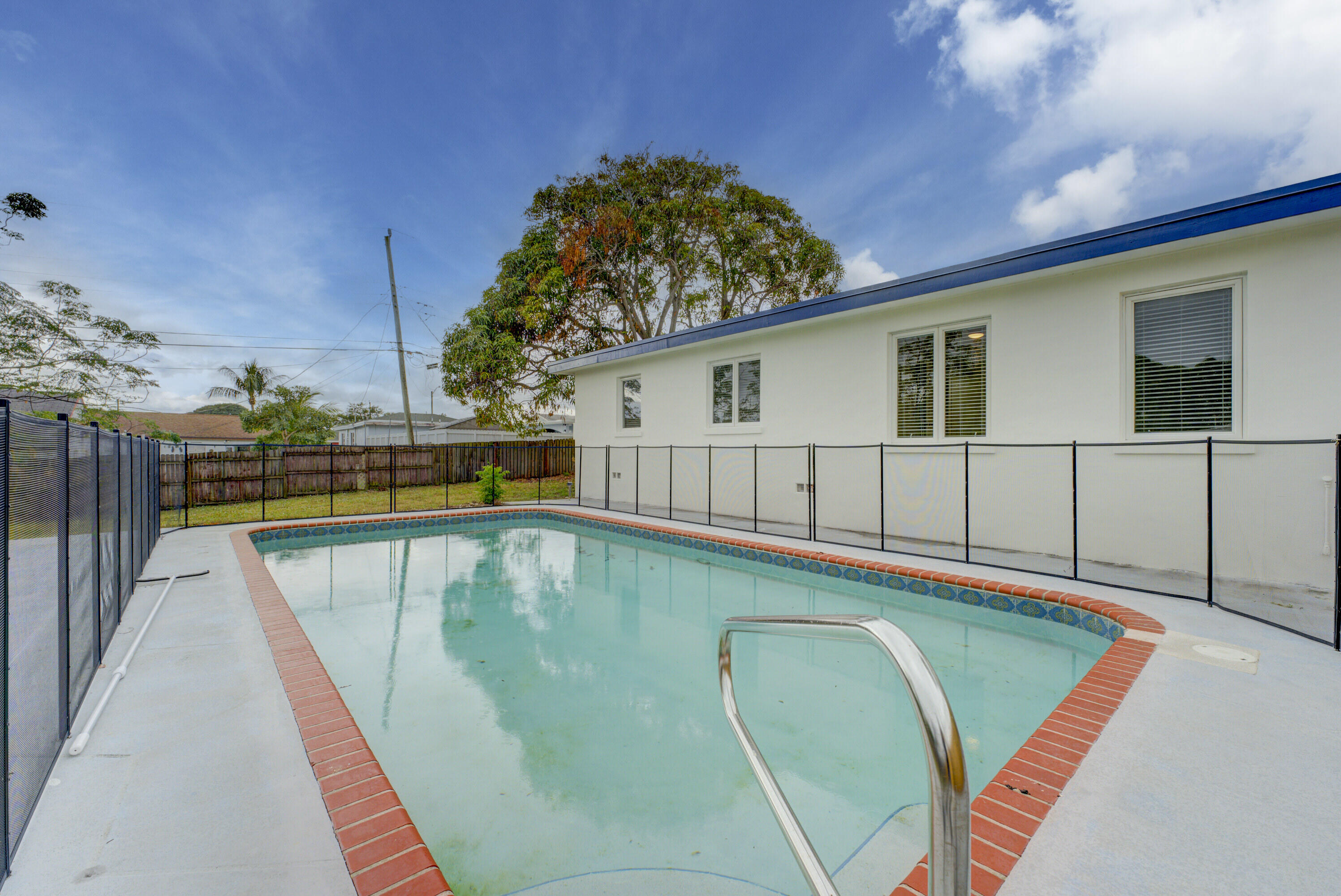 LAKE VIEW RIDGE - Residential