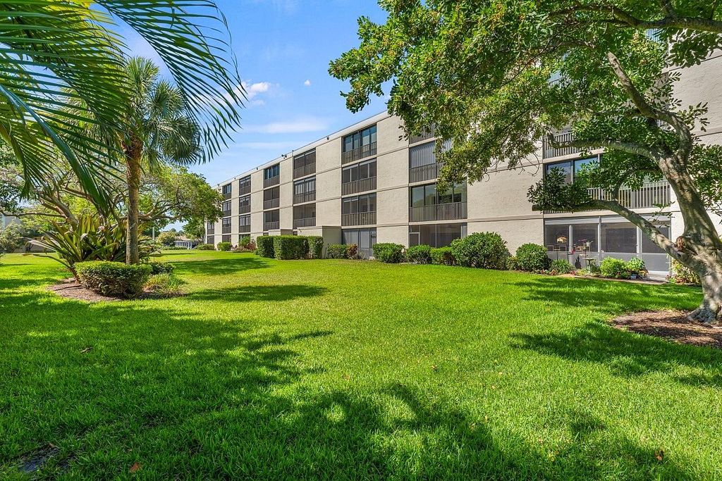 Photo of 300 N Highway A1a #203c, Jupiter, FL 33477 (MLS # B26029579)