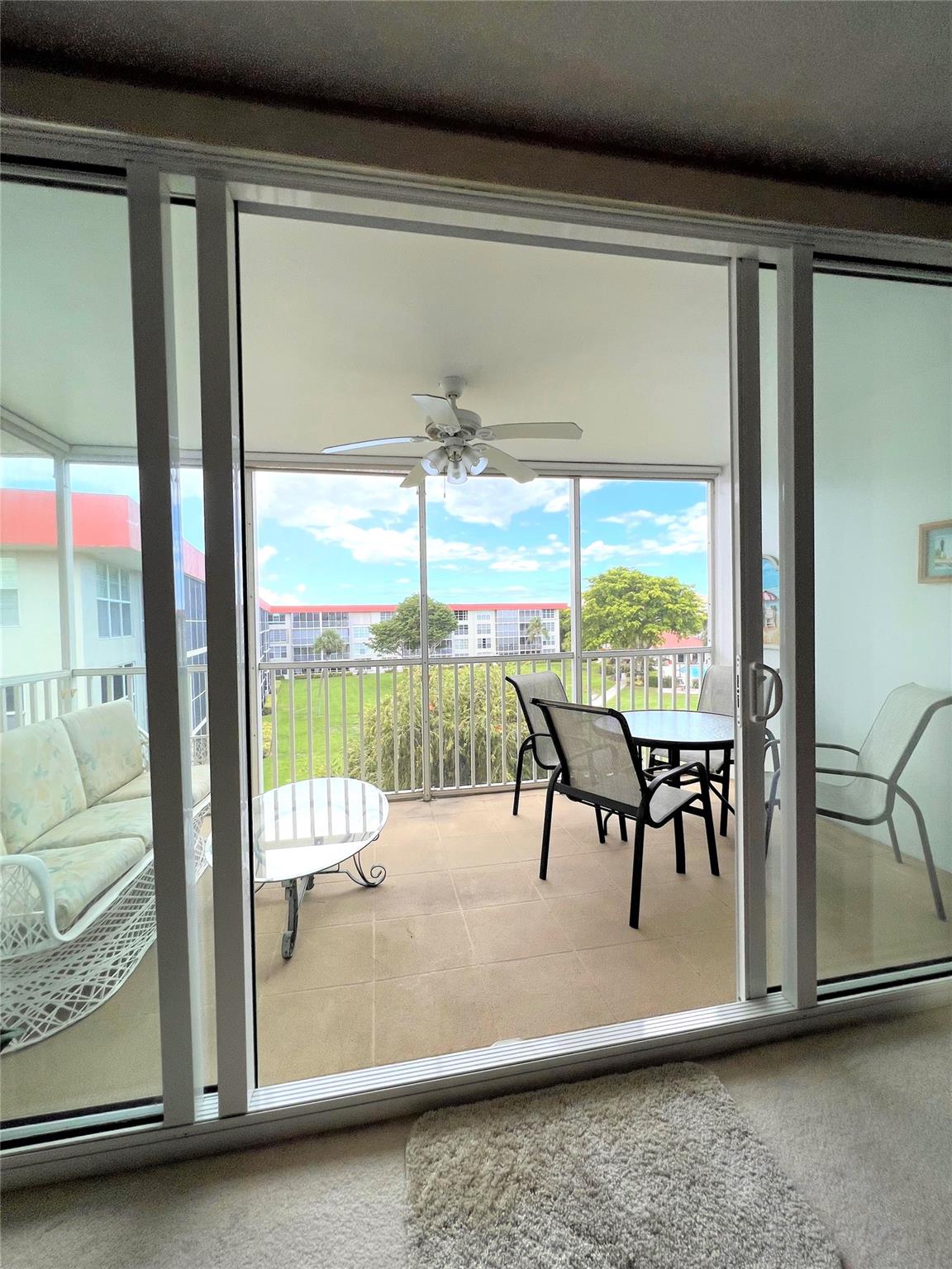 3100 NE 48th Ct 415