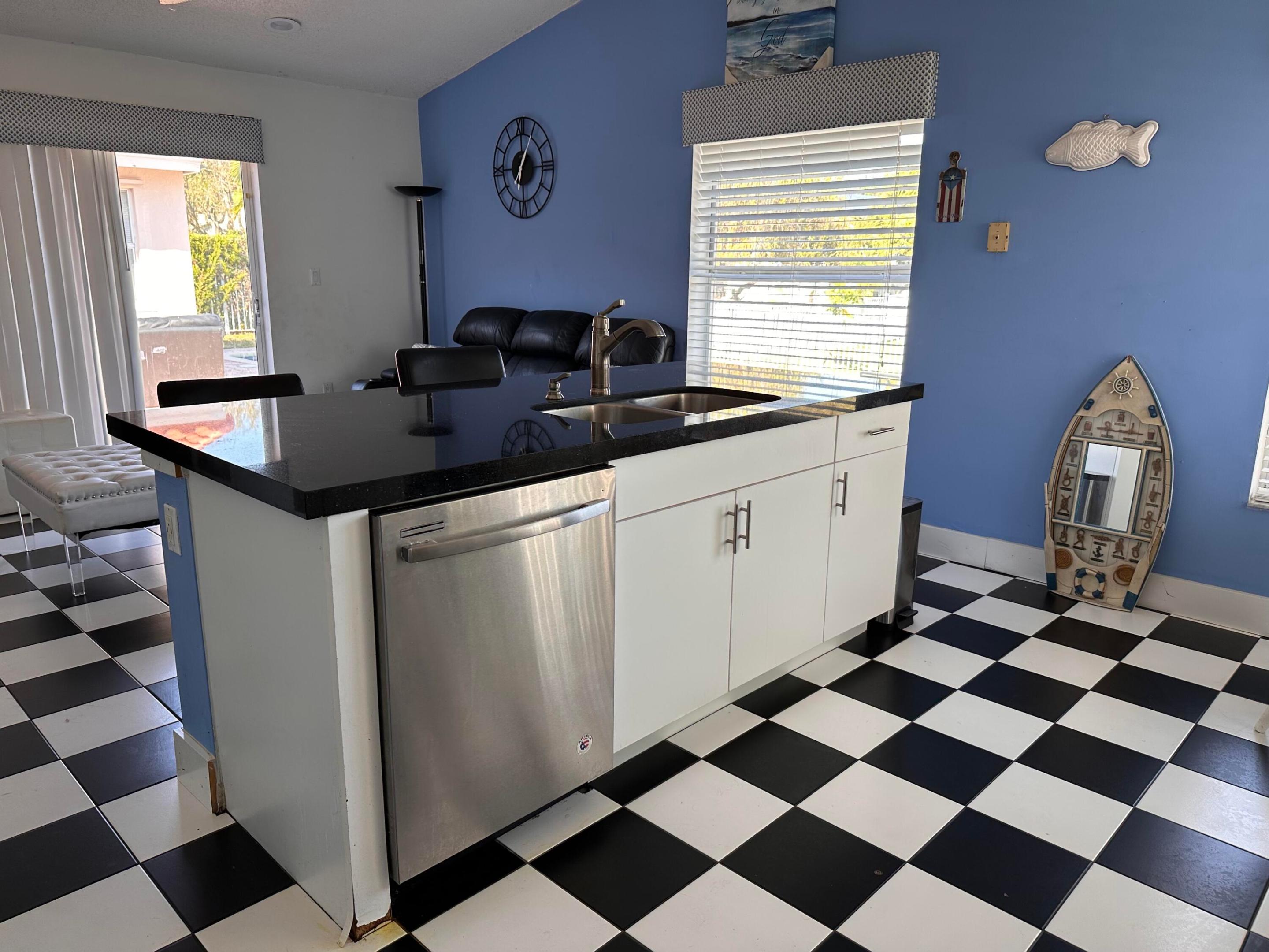 FLAMINGO ESTATES - Residential