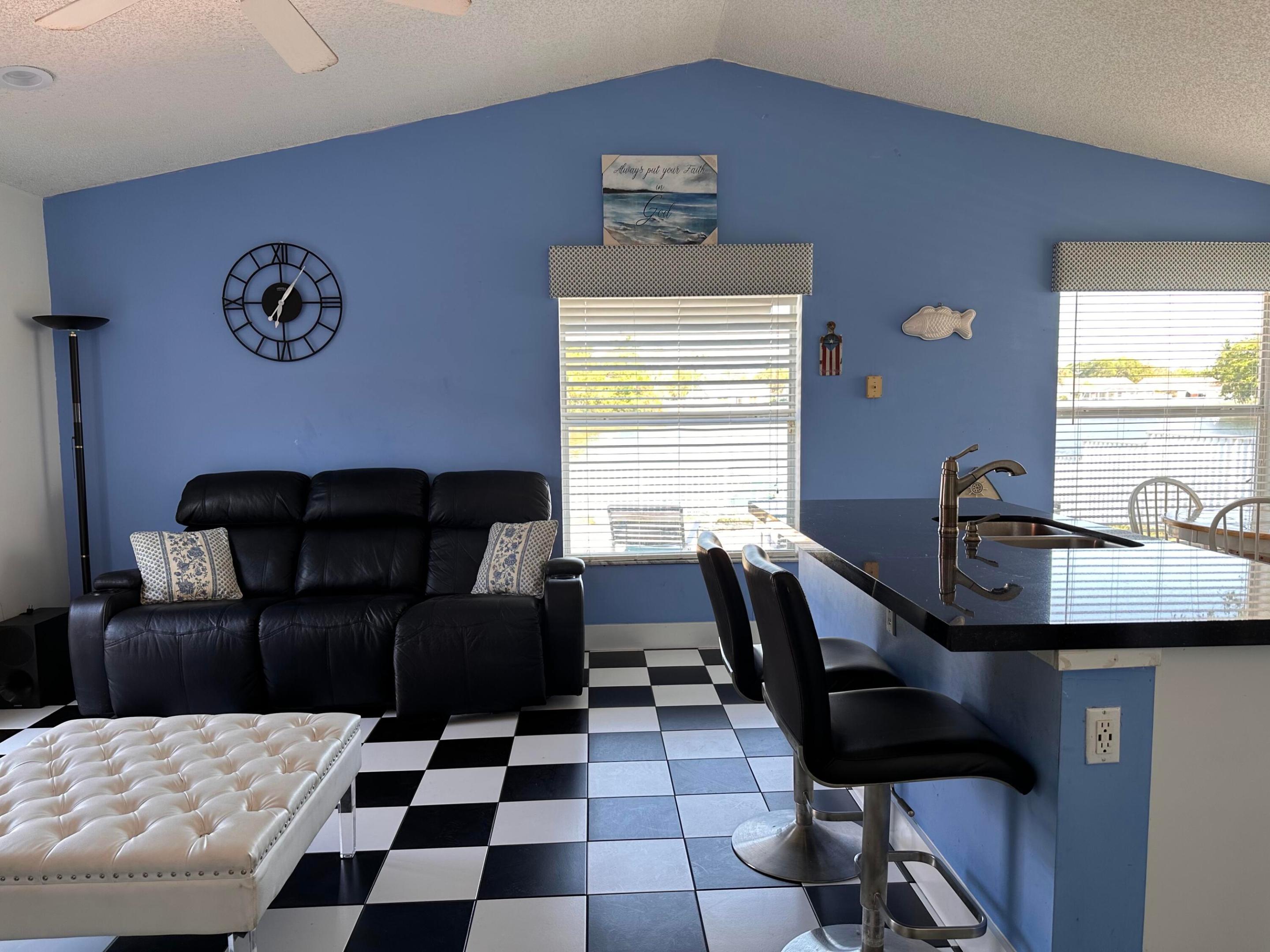 FLAMINGO ESTATES - Residential