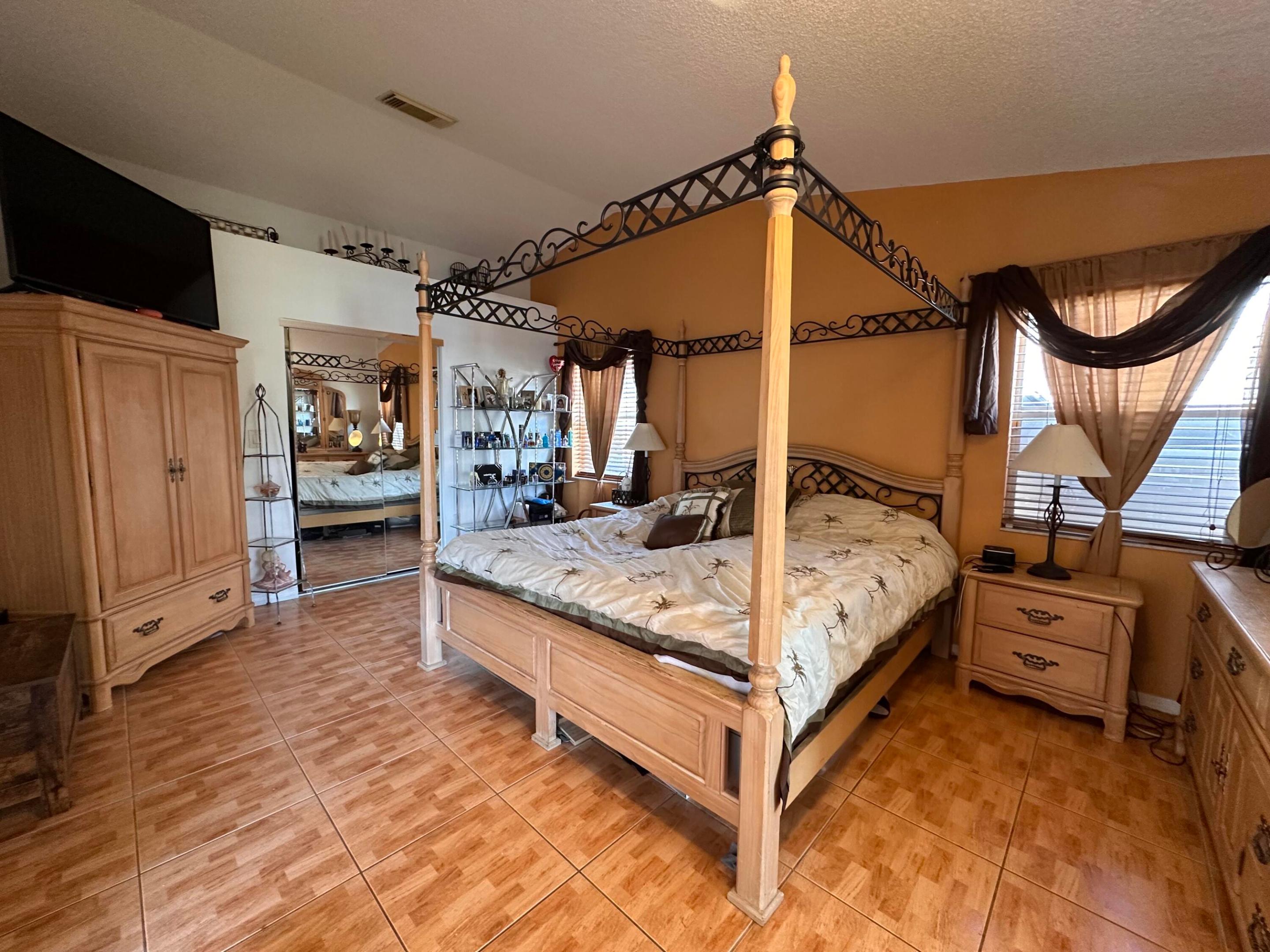 FLAMINGO ESTATES - Residential