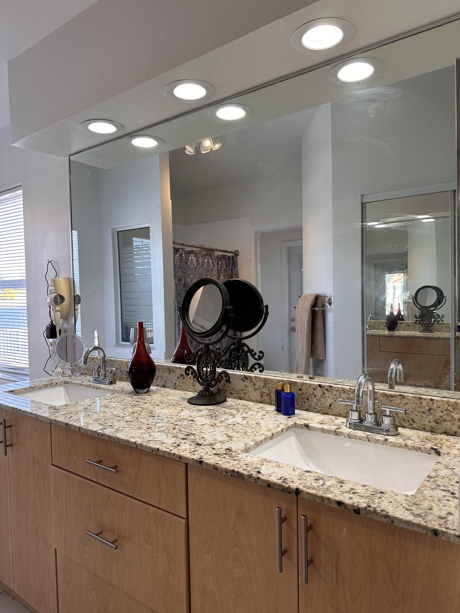 FLAMINGO ESTATES - Residential