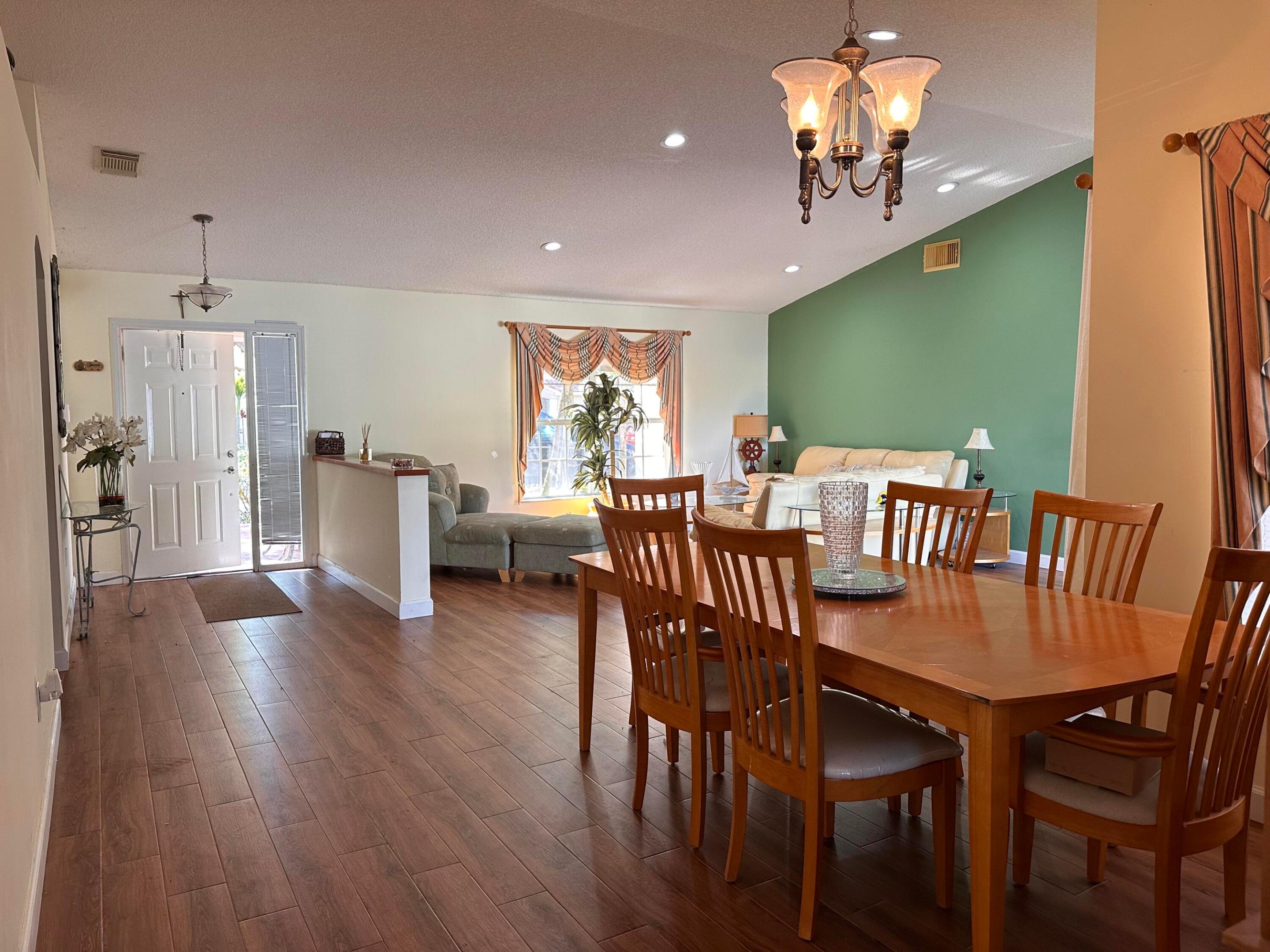 FLAMINGO ESTATES - Residential