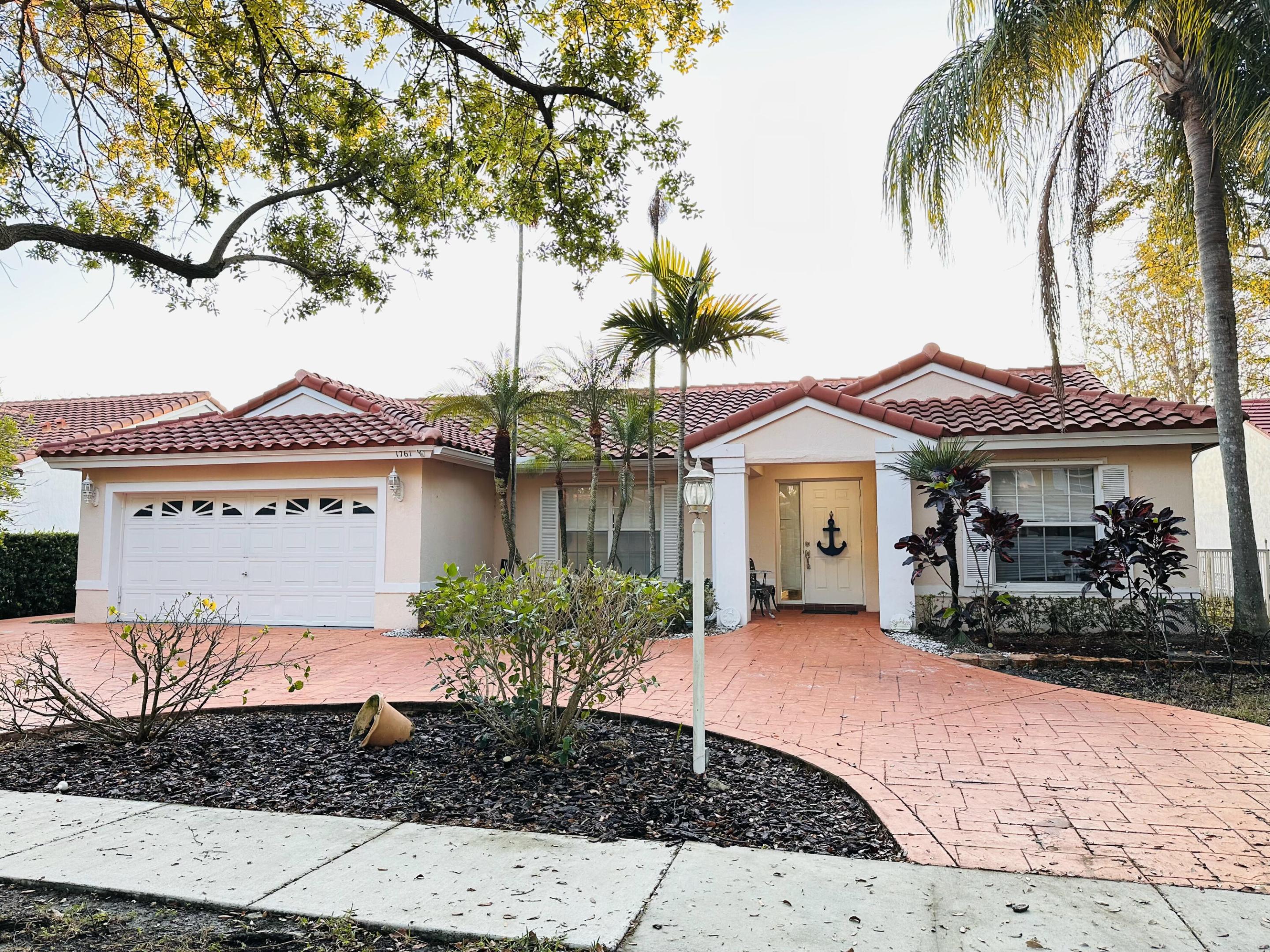 FLAMINGO ESTATES - Residential